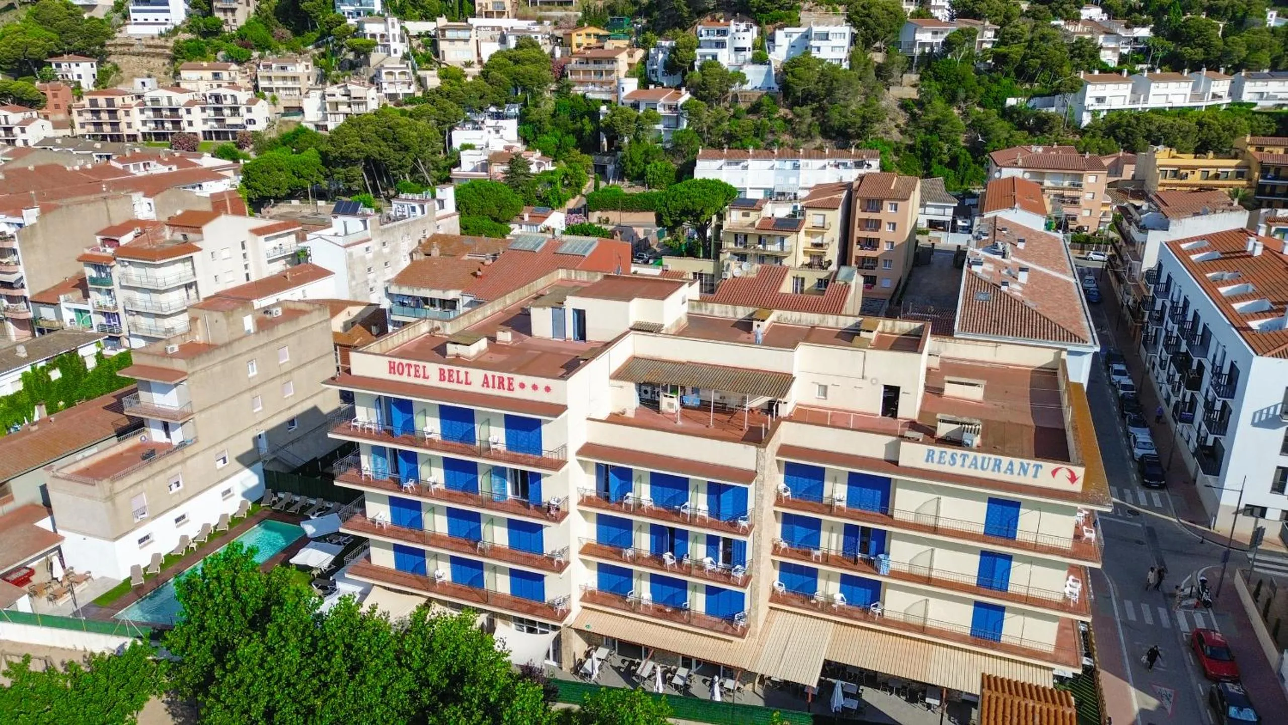 Property building in Hotel Bell Aire