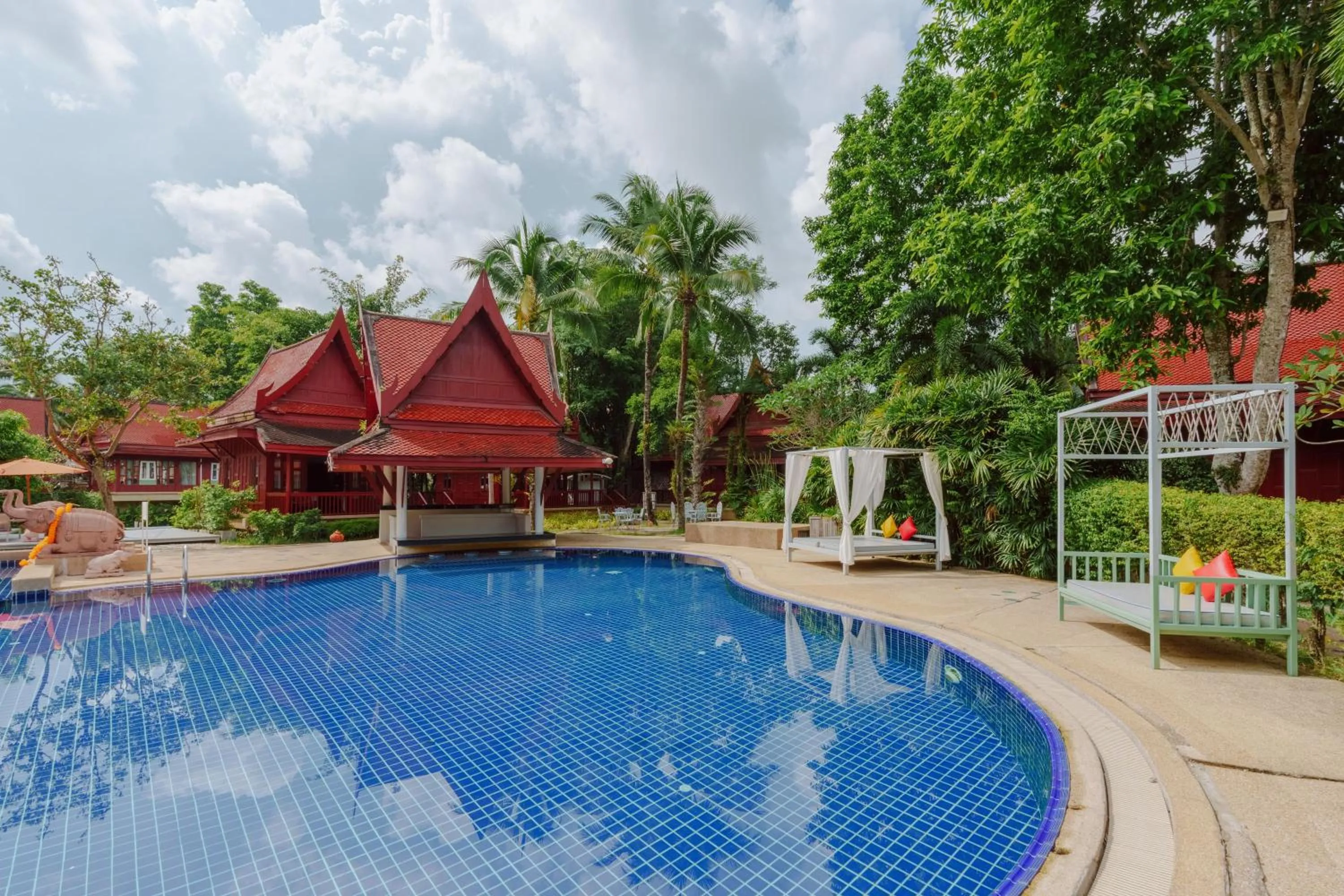 Swimming pool in Ma Doo Bua Stay - SHA Extra Plus