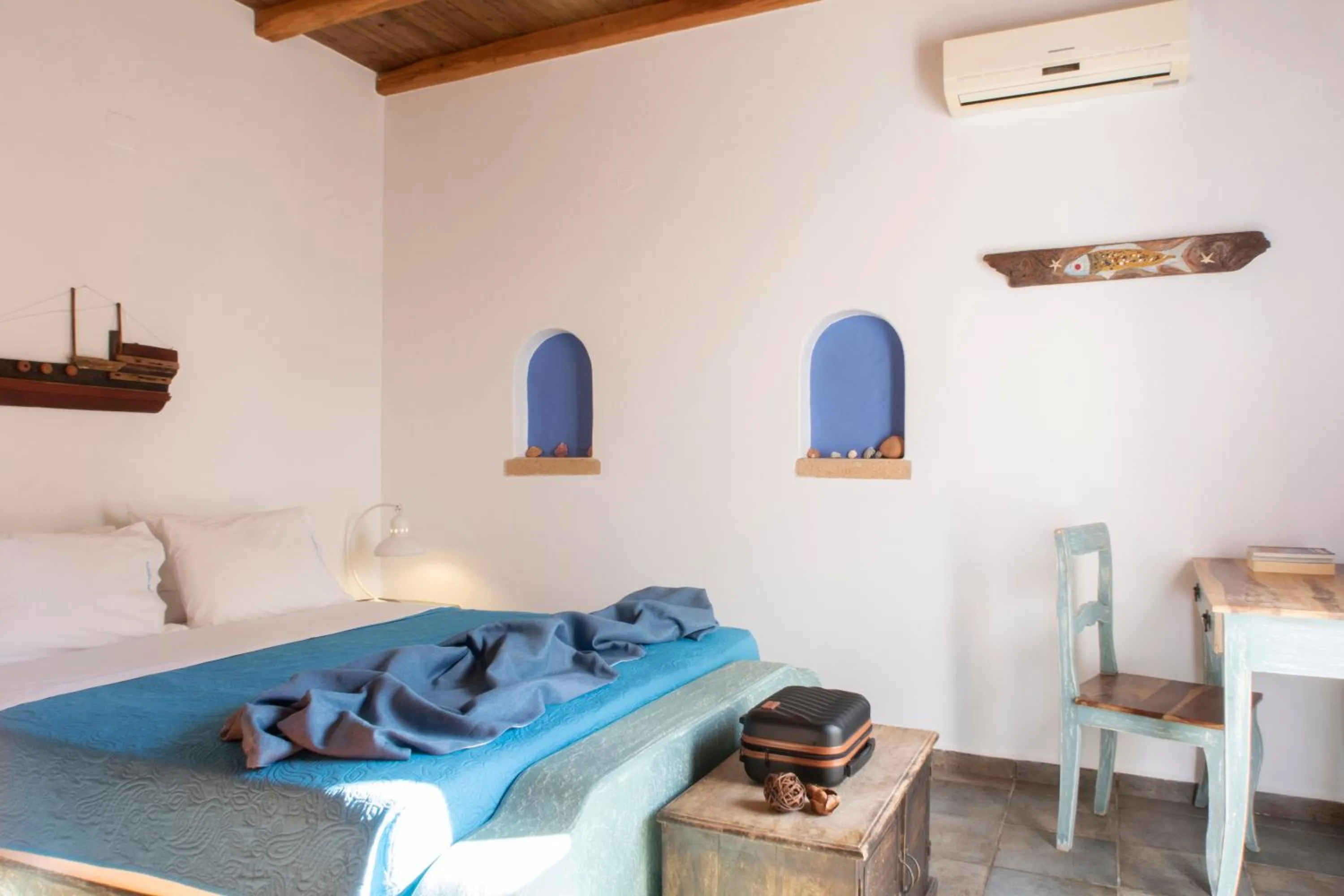 Bed in Panteli Beach Hotel