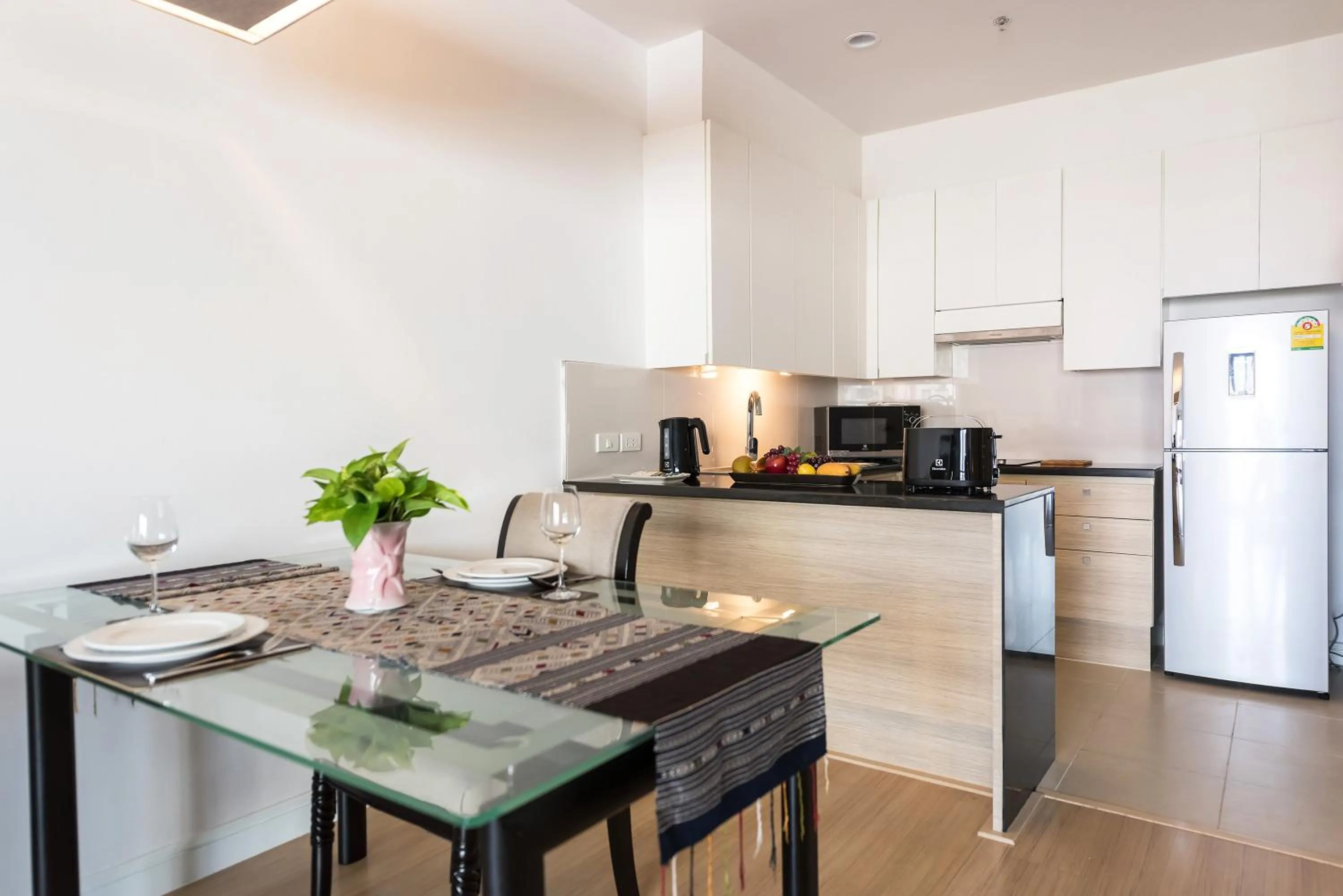 Dining area in Somerset Park Suanplu Bangkok