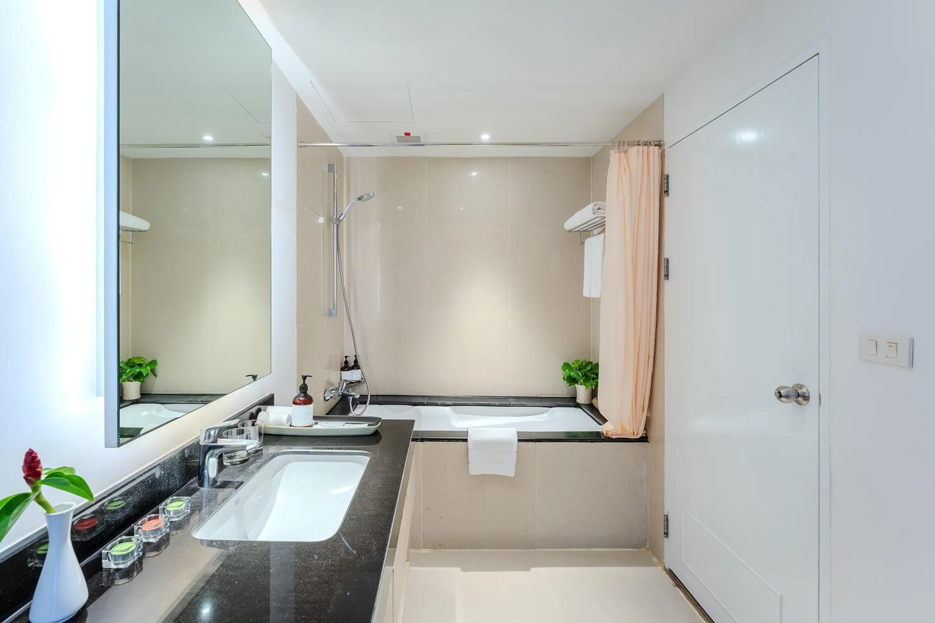 Shower in Somerset Park Suanplu Bangkok