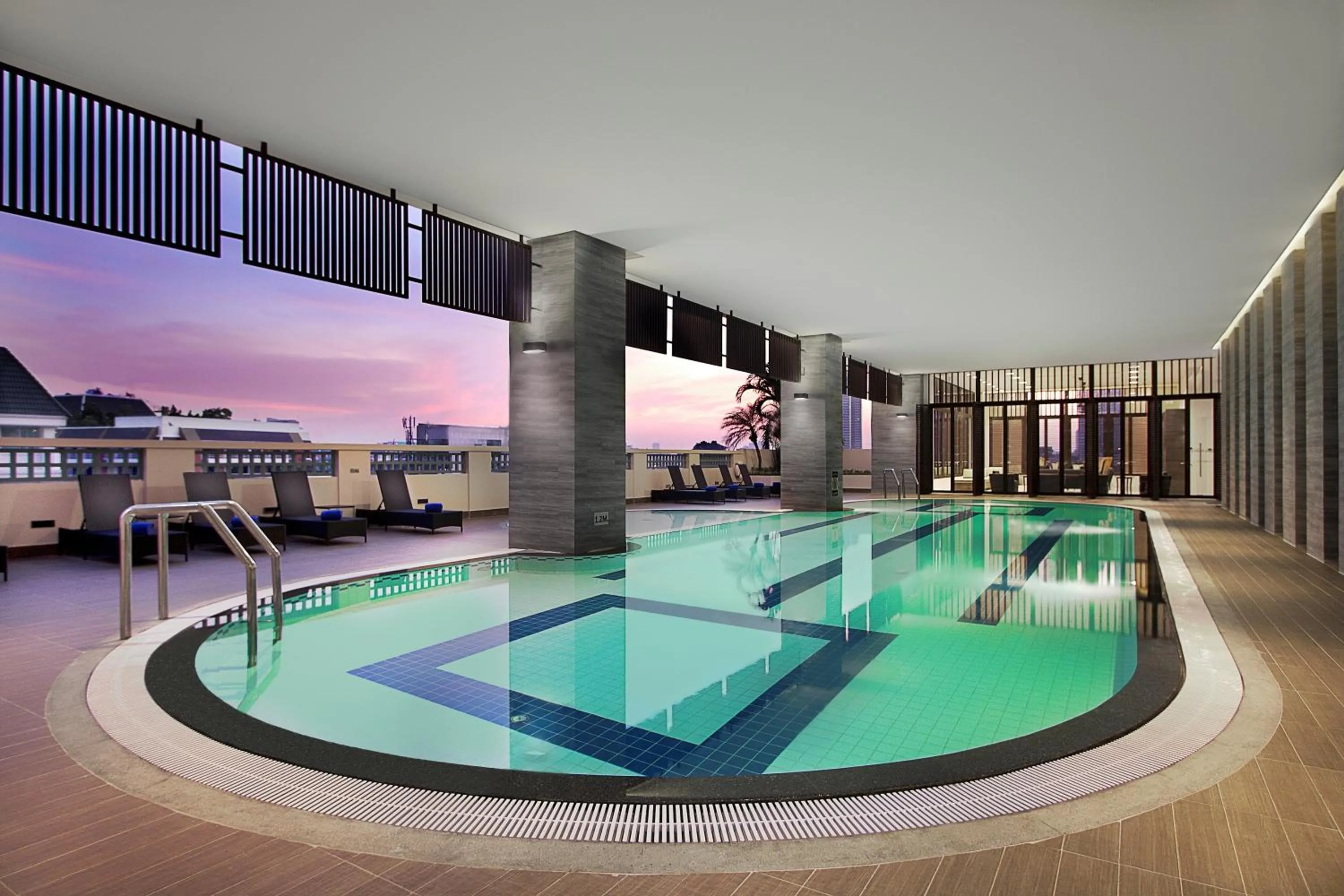 Swimming pool in Somerset Park Suanplu Bangkok