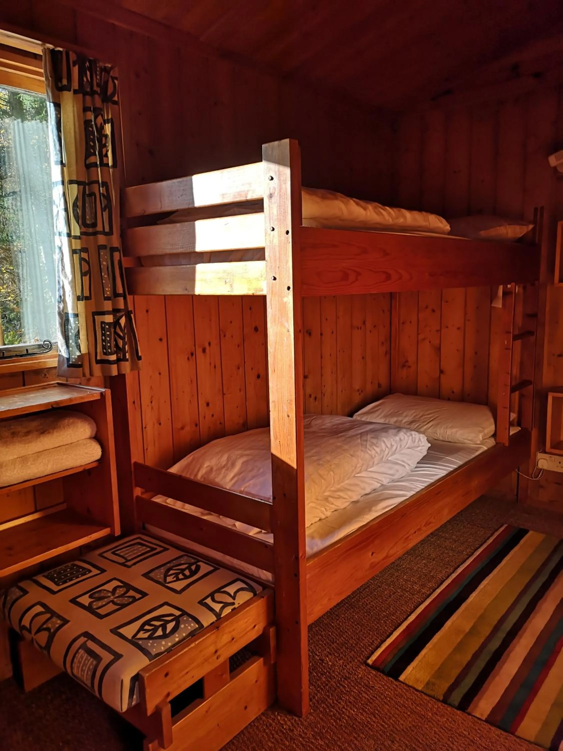 Bed in Loch Monzievaird Chalets