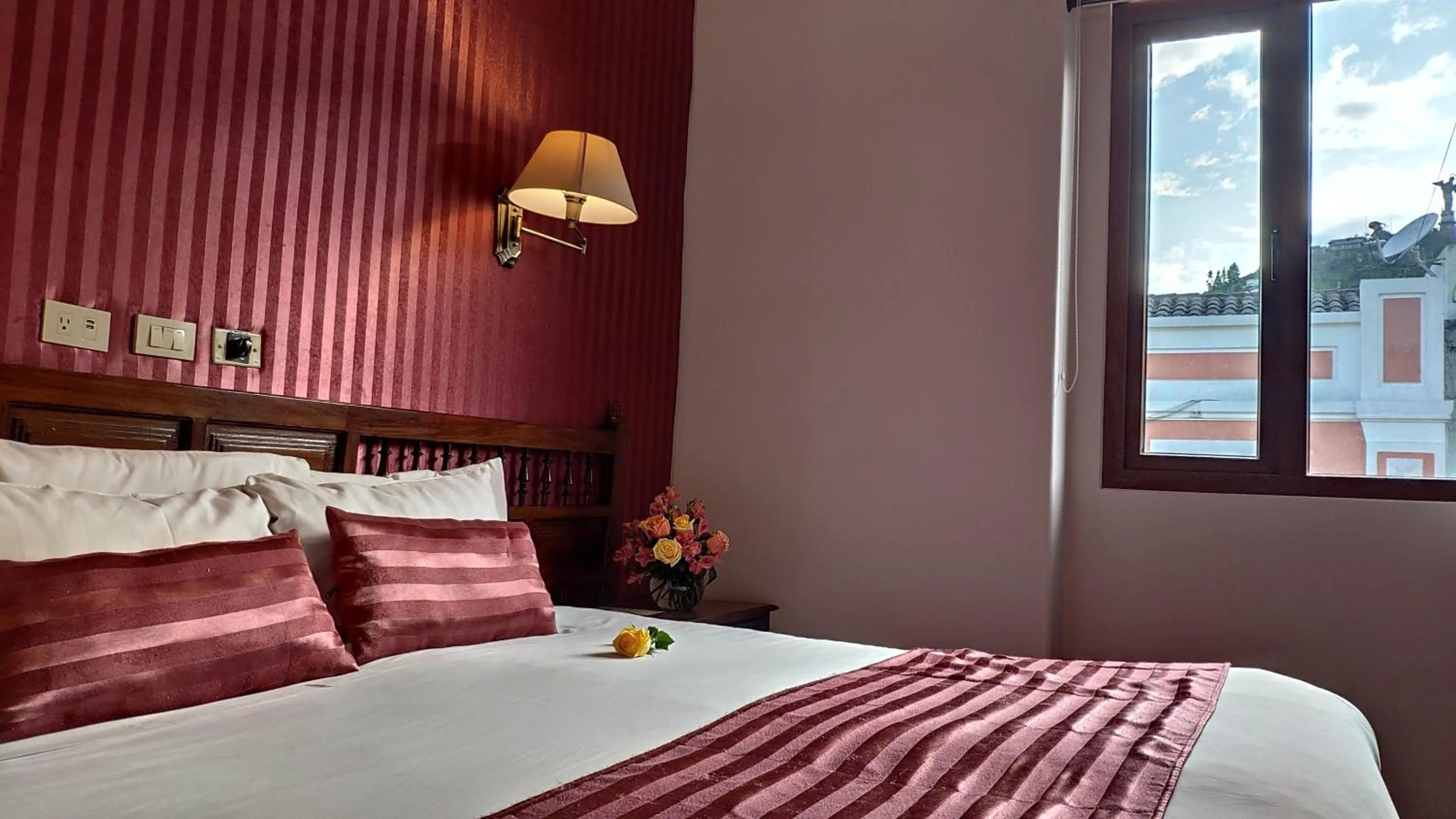 Bedroom, Bed in Hotel Real Audiencia