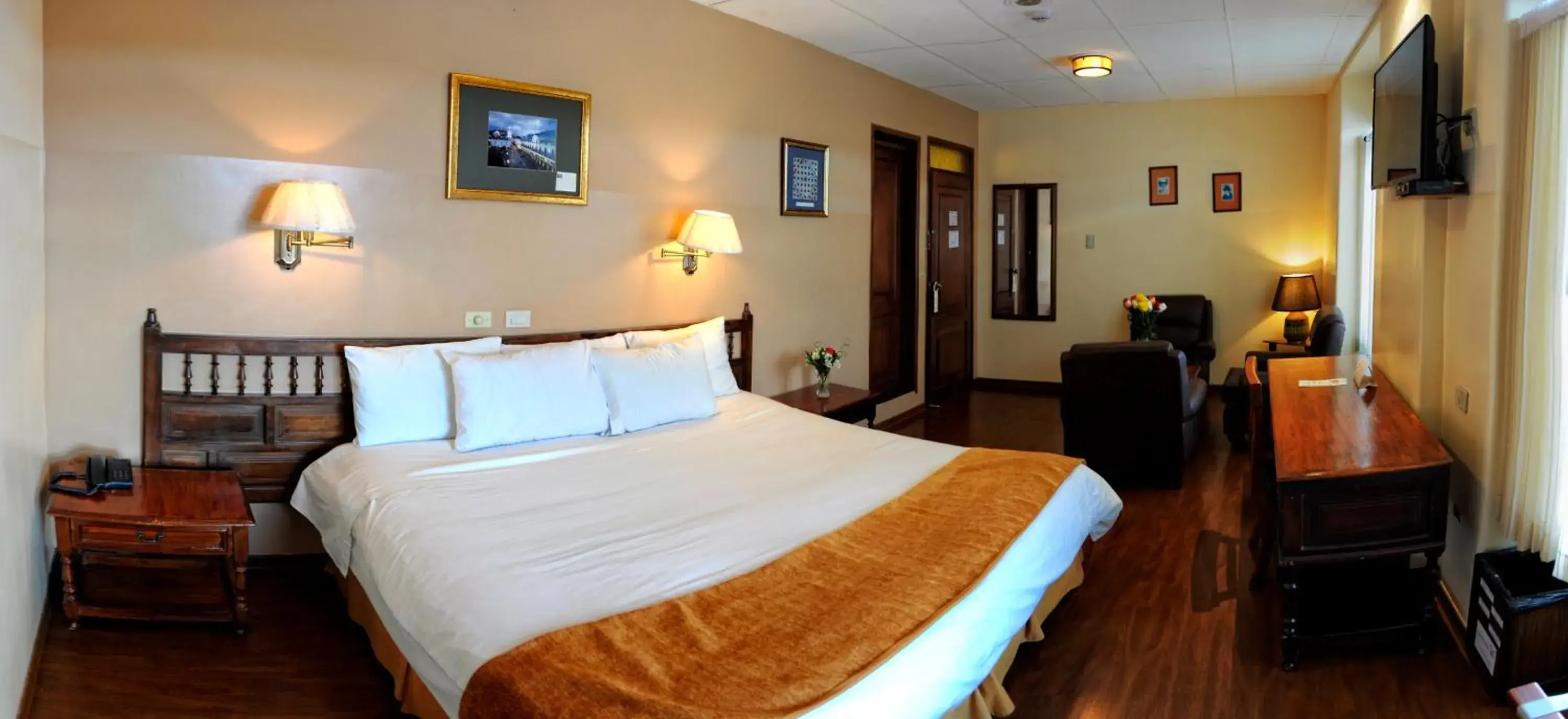 Junior Suite in Hotel Real Audiencia Junior Suite in Hotel Real Audiencia