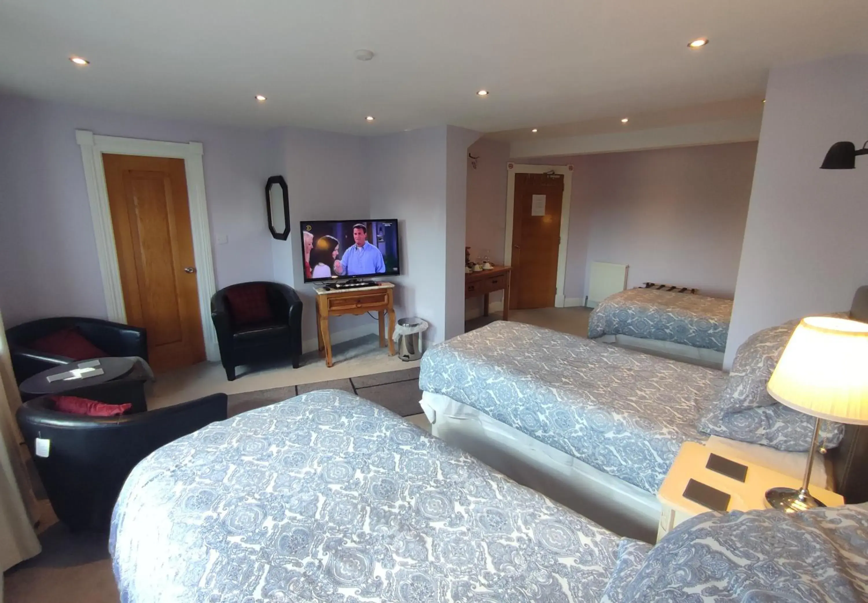 Family Room with Private Bathroom - single occupancy in Marie's Bed and Breakfast Family Room with Private Bathroom - single occupancy in Marie's Bed and Breakfast