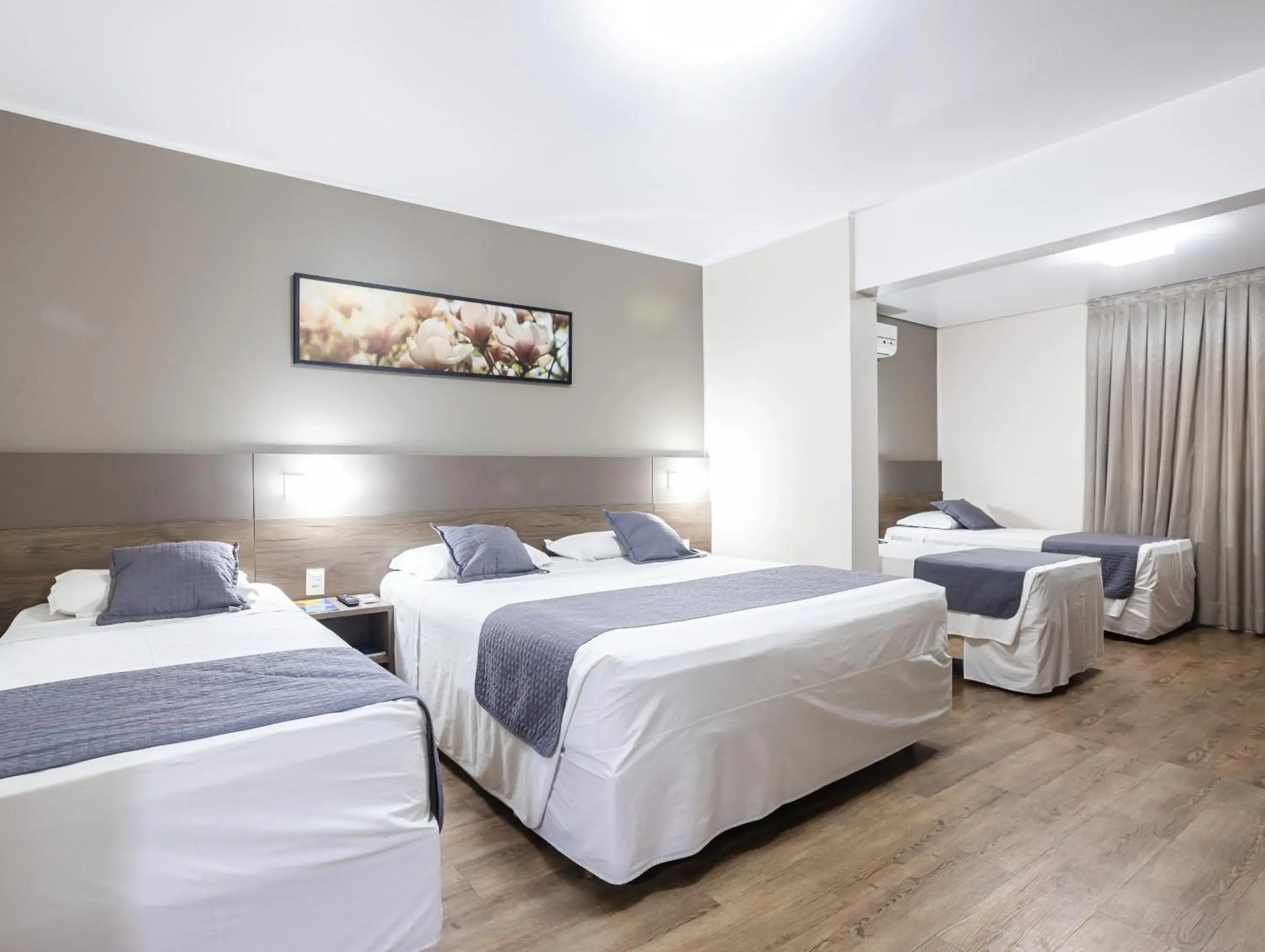 Family Room with Private Bathroom in Hotel Bella Camboriú Family Room with Private Bathroom in Hotel Bella Camboriú