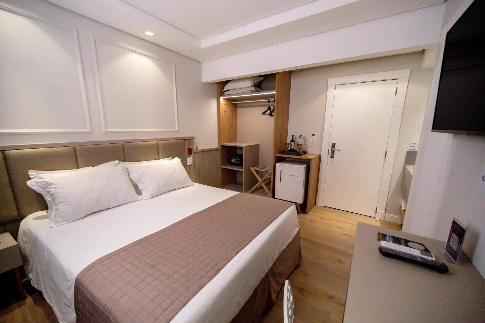 Bed in Hotel Marimar The Place