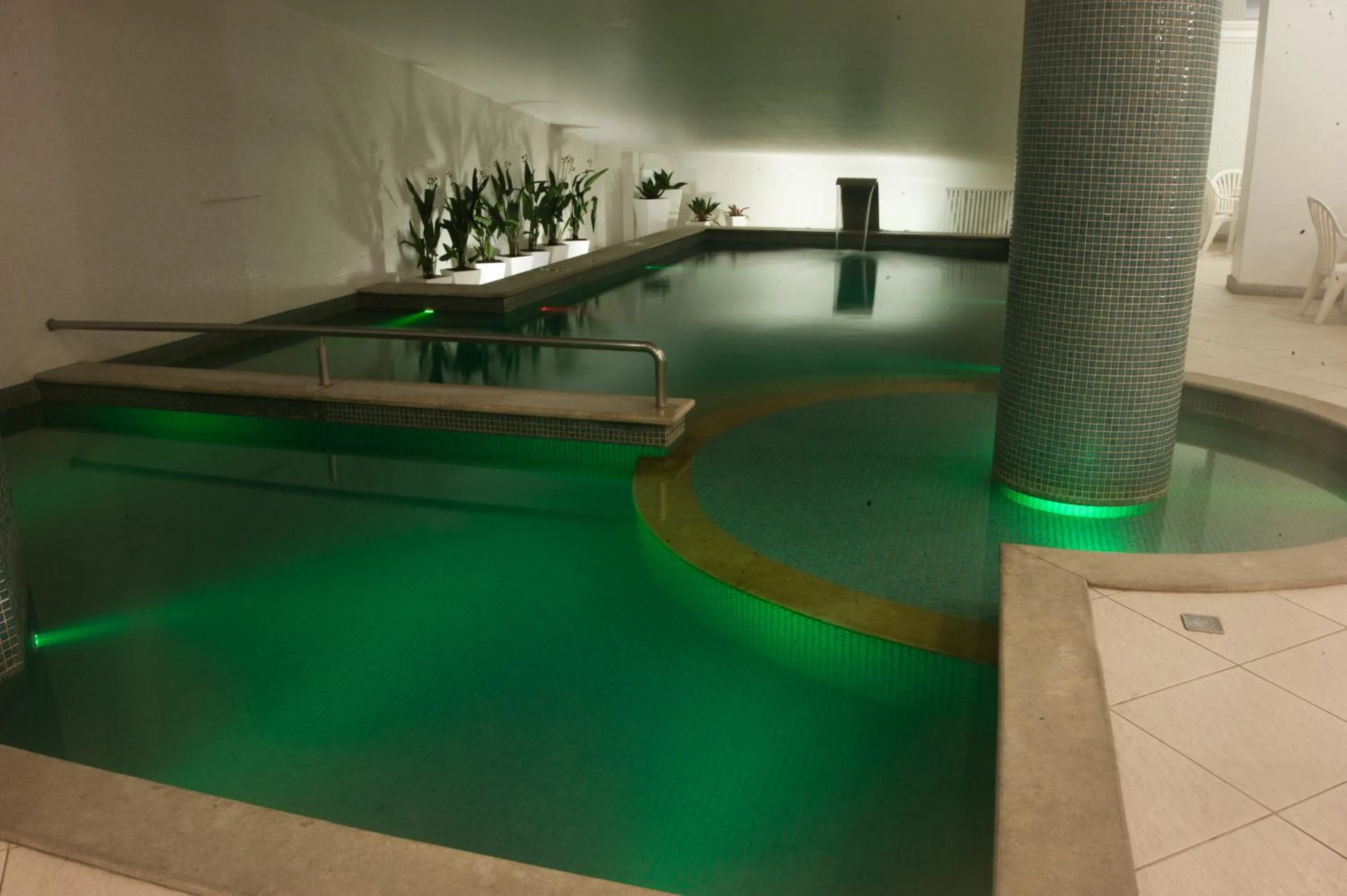 Communal lounge/ TV room in Hotel Marimar The Place