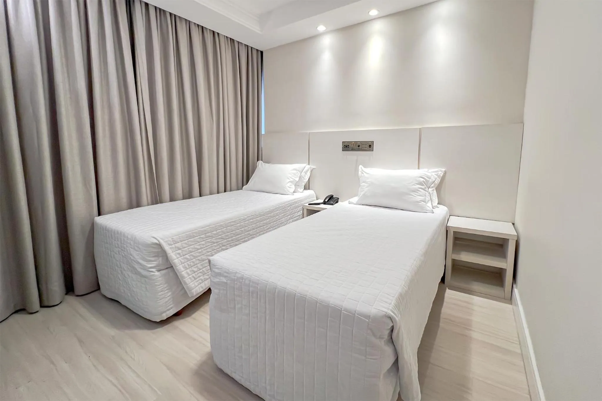 Bed in Hotel Marimar The Place