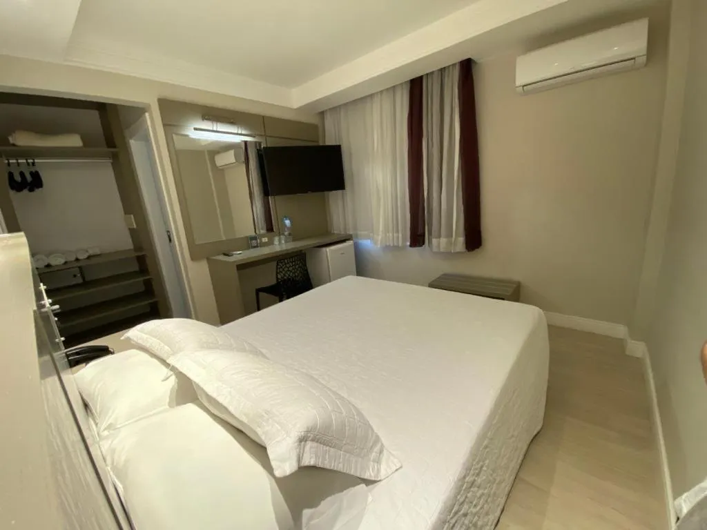 Bed in Hotel Marimar The Place