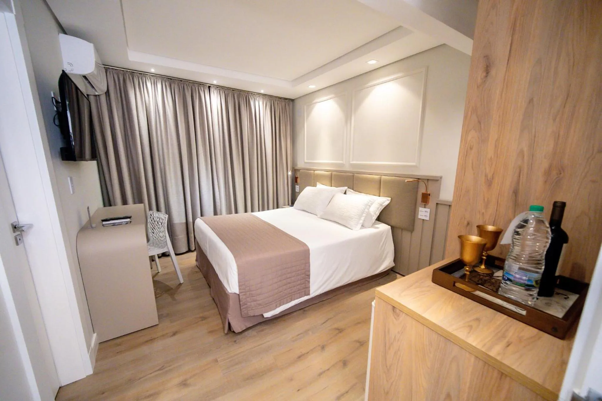 Bed in Hotel Marimar The Place