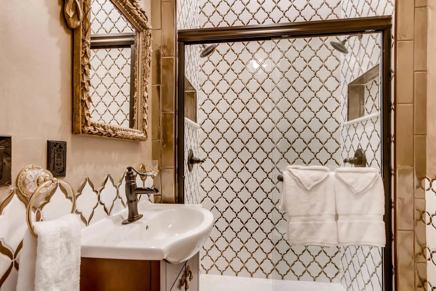 Bathroom in The Holiday Chalet Victorian