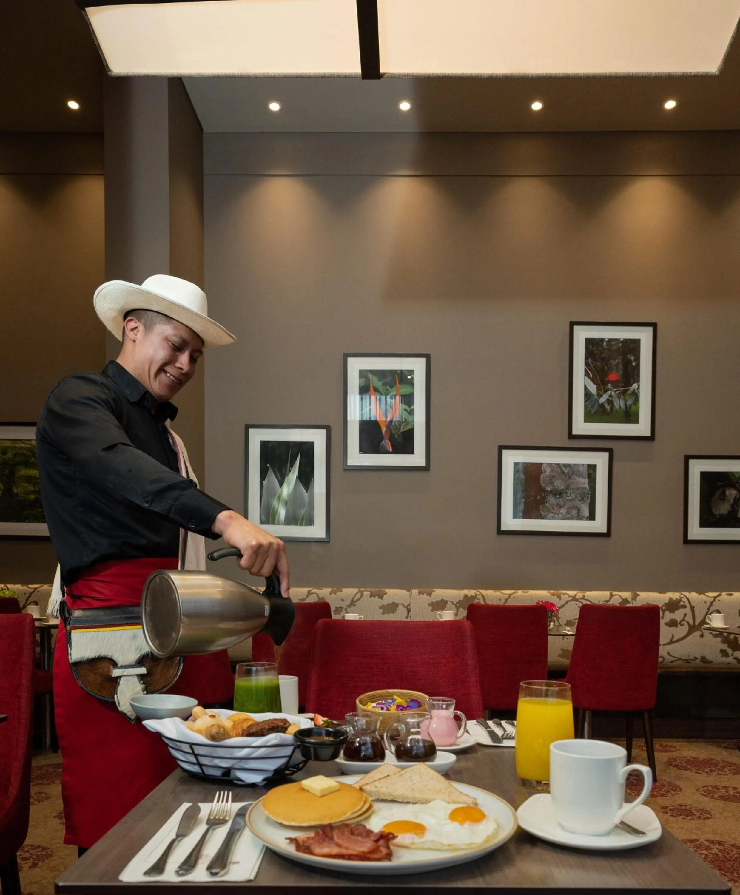 Buffet breakfast in Hilton Garden Inn Bogota Airport