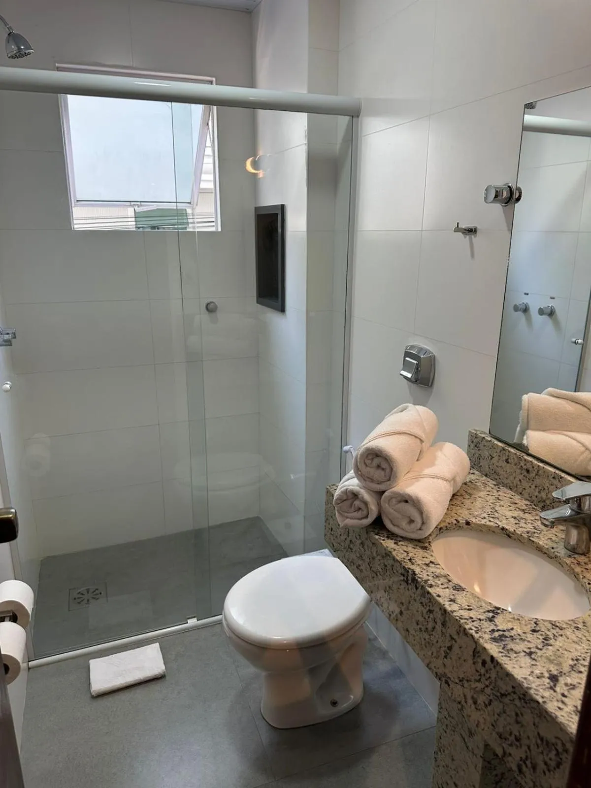 Bathroom in Hotel Gracher Praia