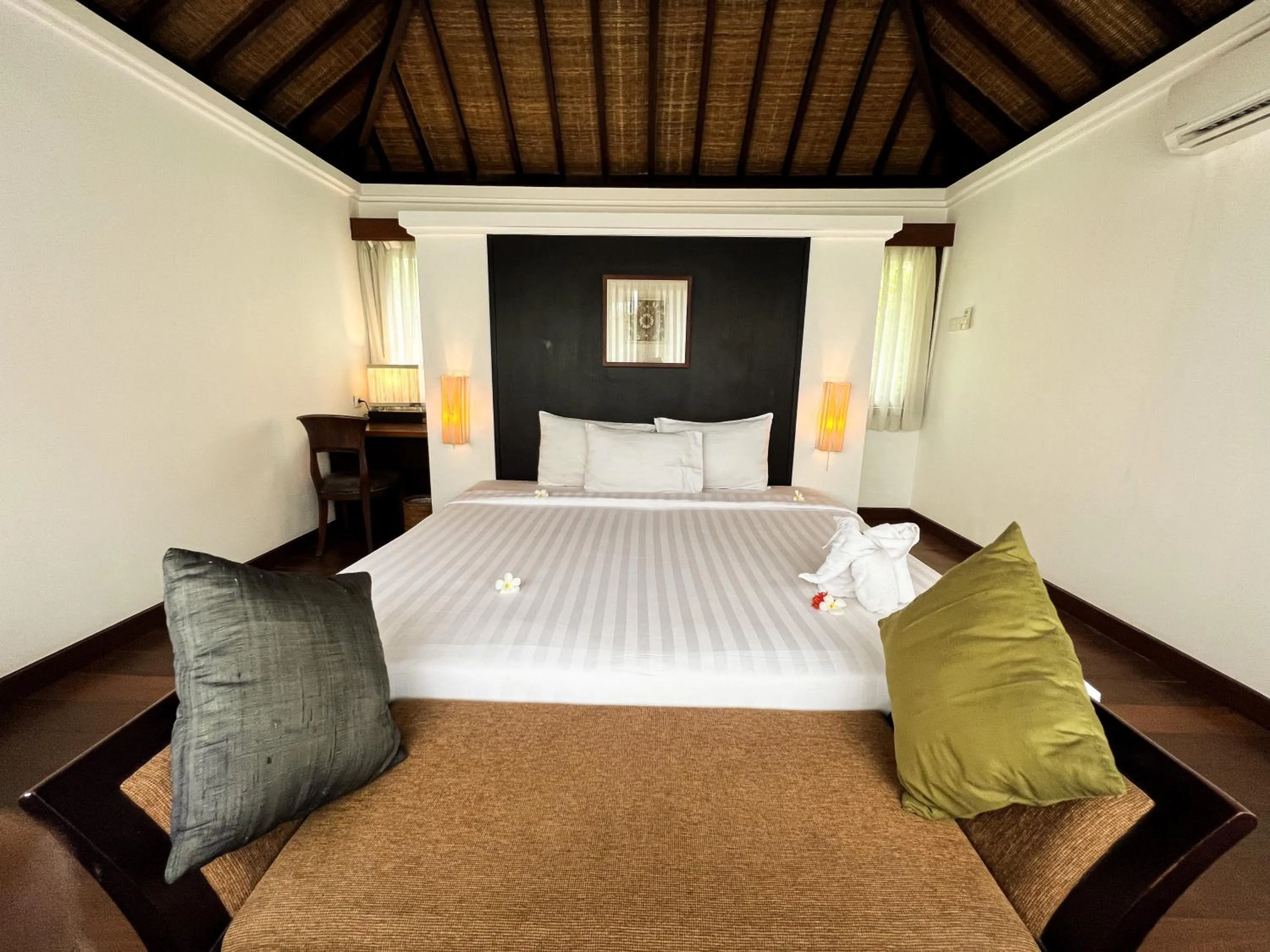 Bedroom, Bed in The Wangsa Benoa