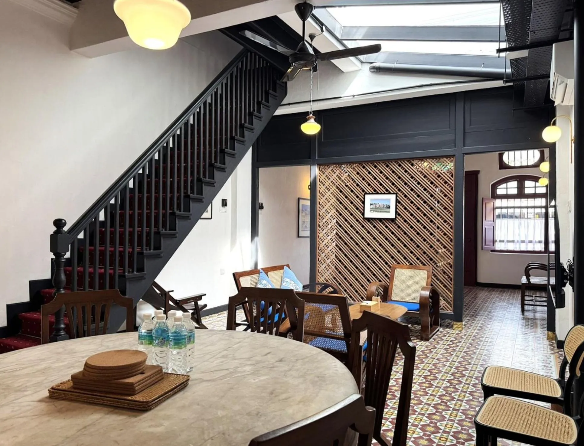 Living room in Yeng Keng Hotel