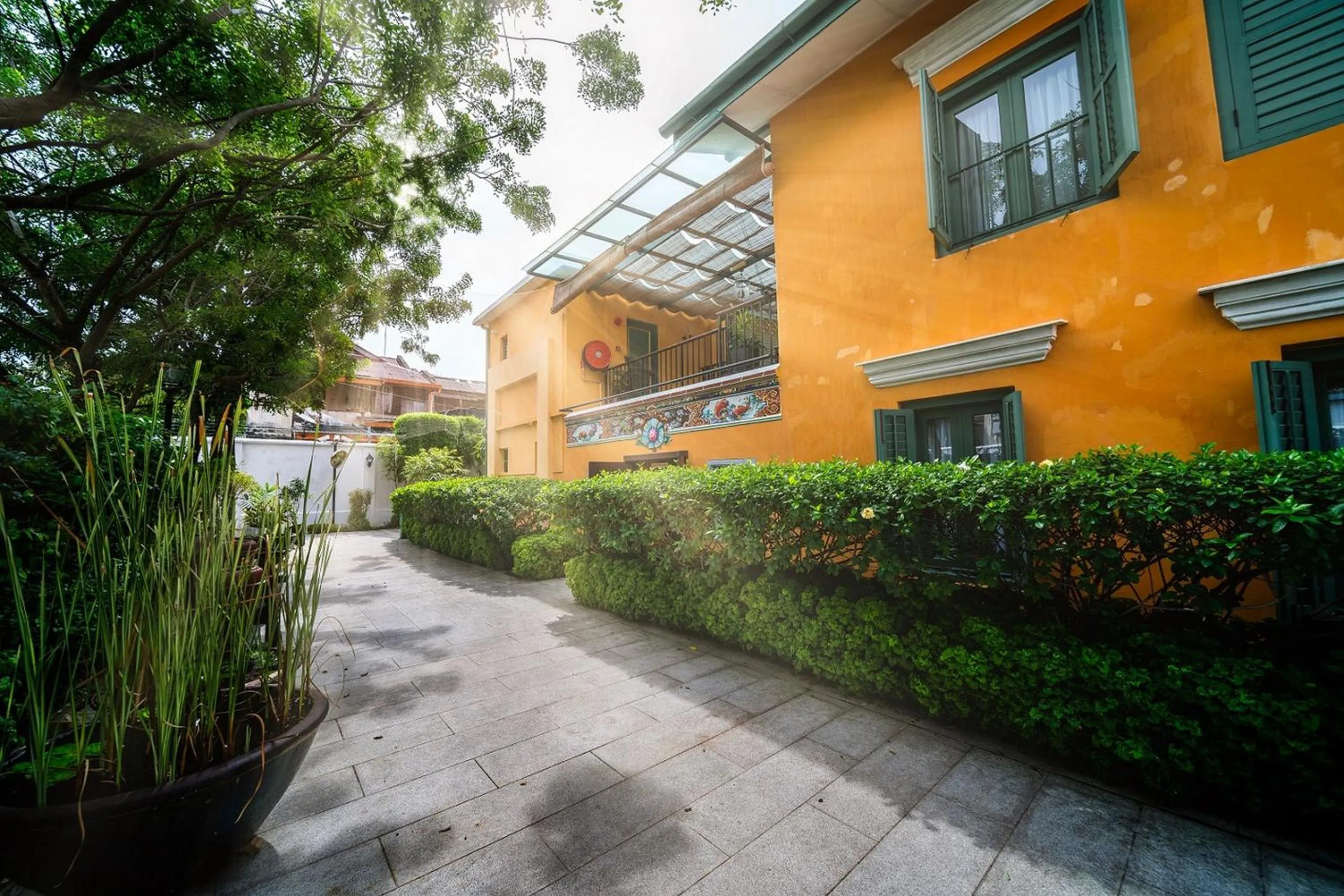 Garden in Yeng Keng Hotel