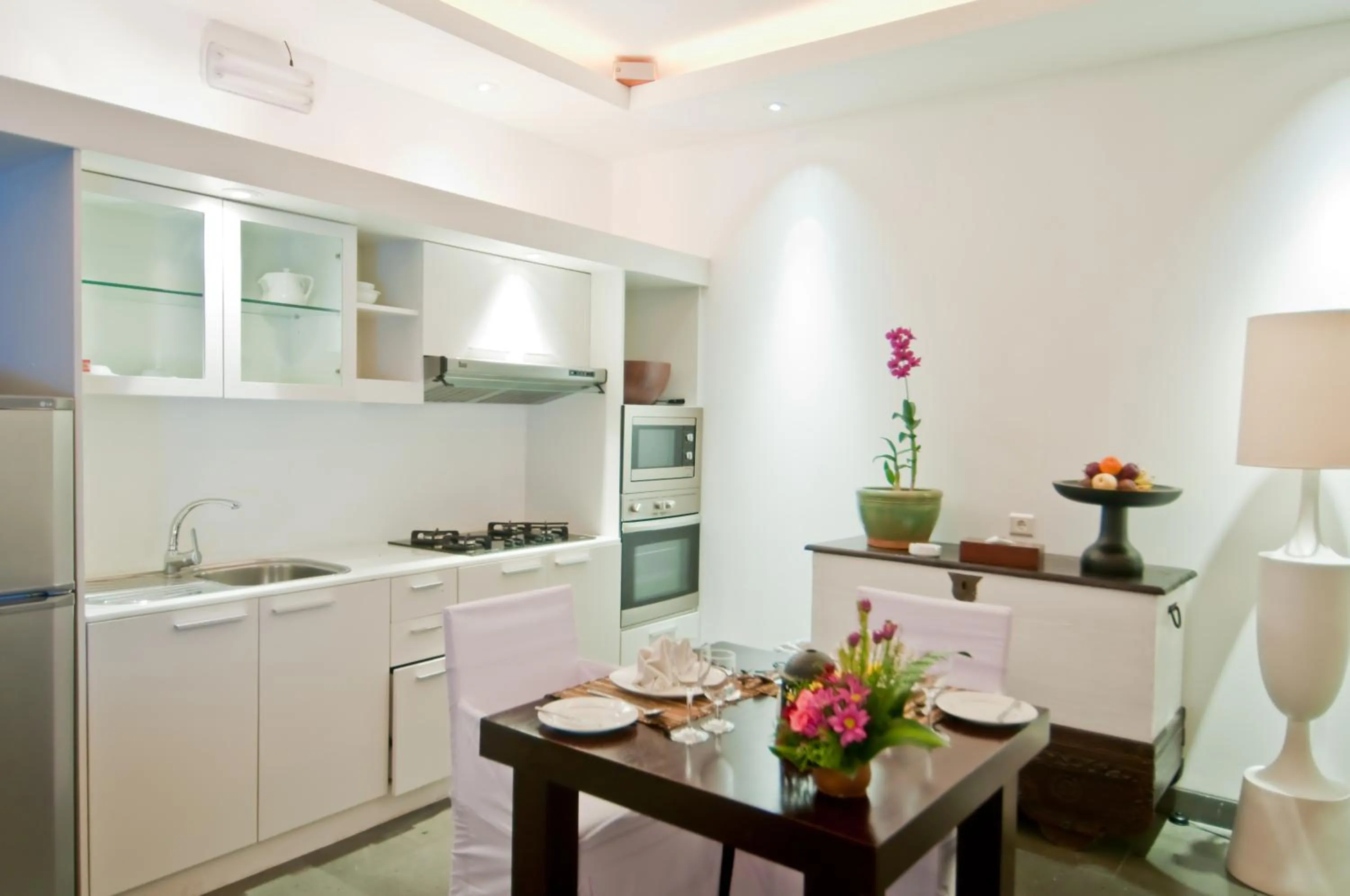 Kitchen or kitchenette in Nunia Boutique Villa