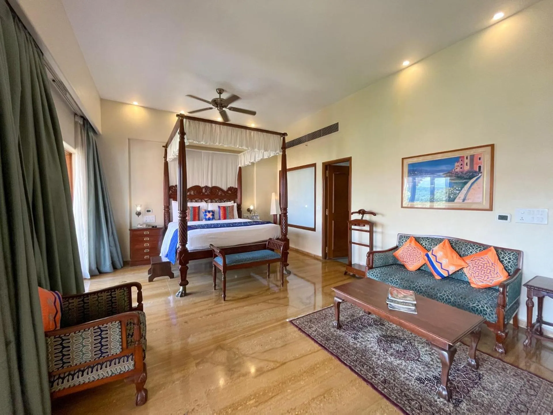 Photo of the whole room, Bed in Acron Candolim Regina