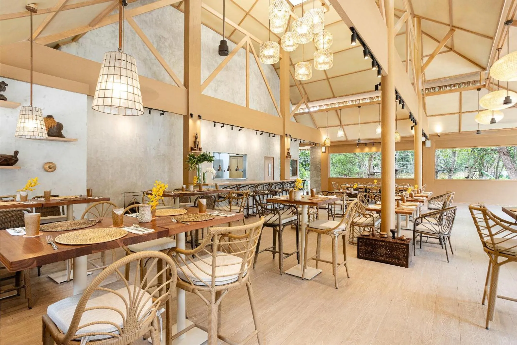 Restaurant/places to eat in Discovery Coron formerly Club Paradise Palawan