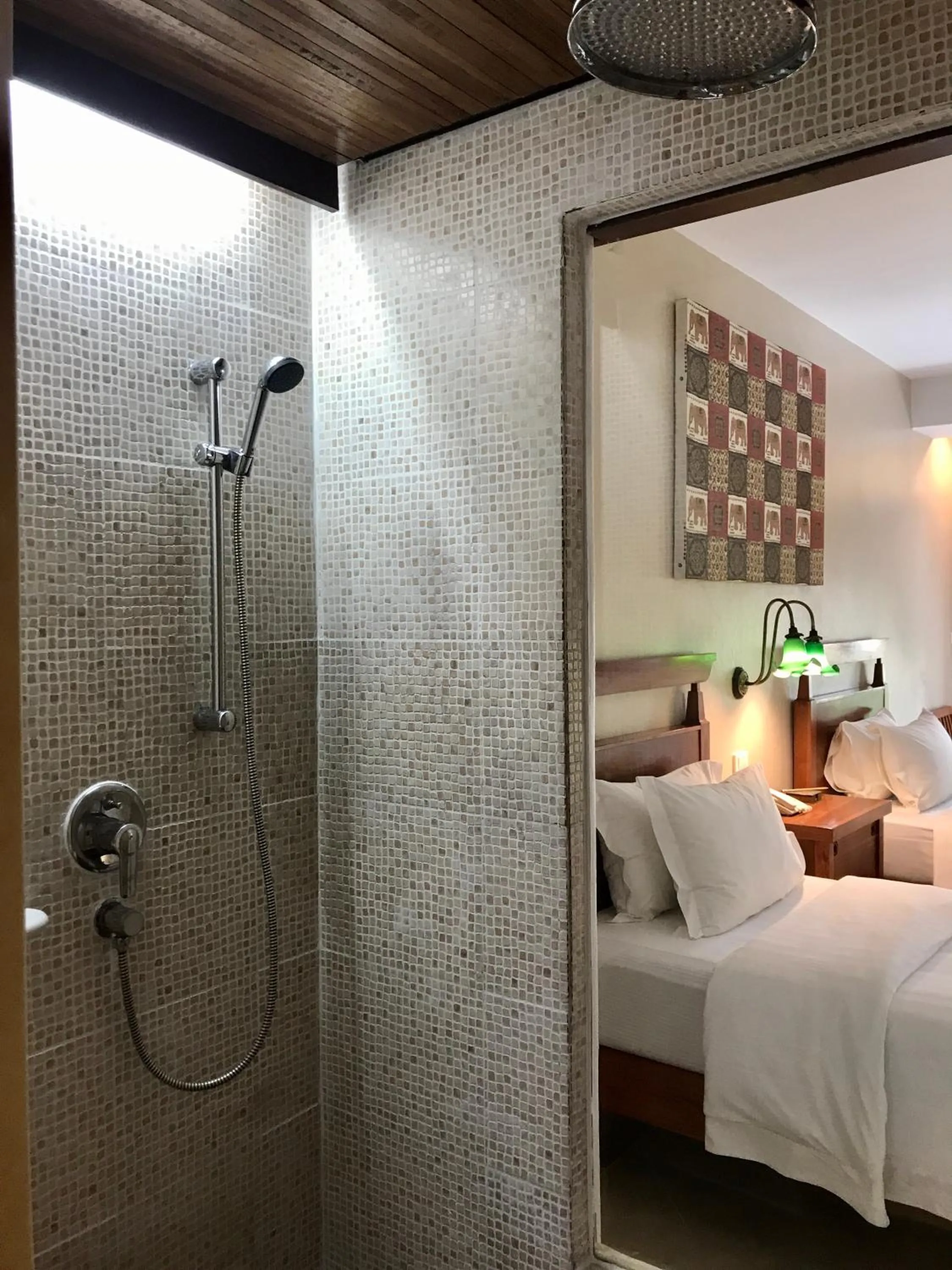 Shower, Bed in Ao Nang Colors Hotel - Aonang Beach