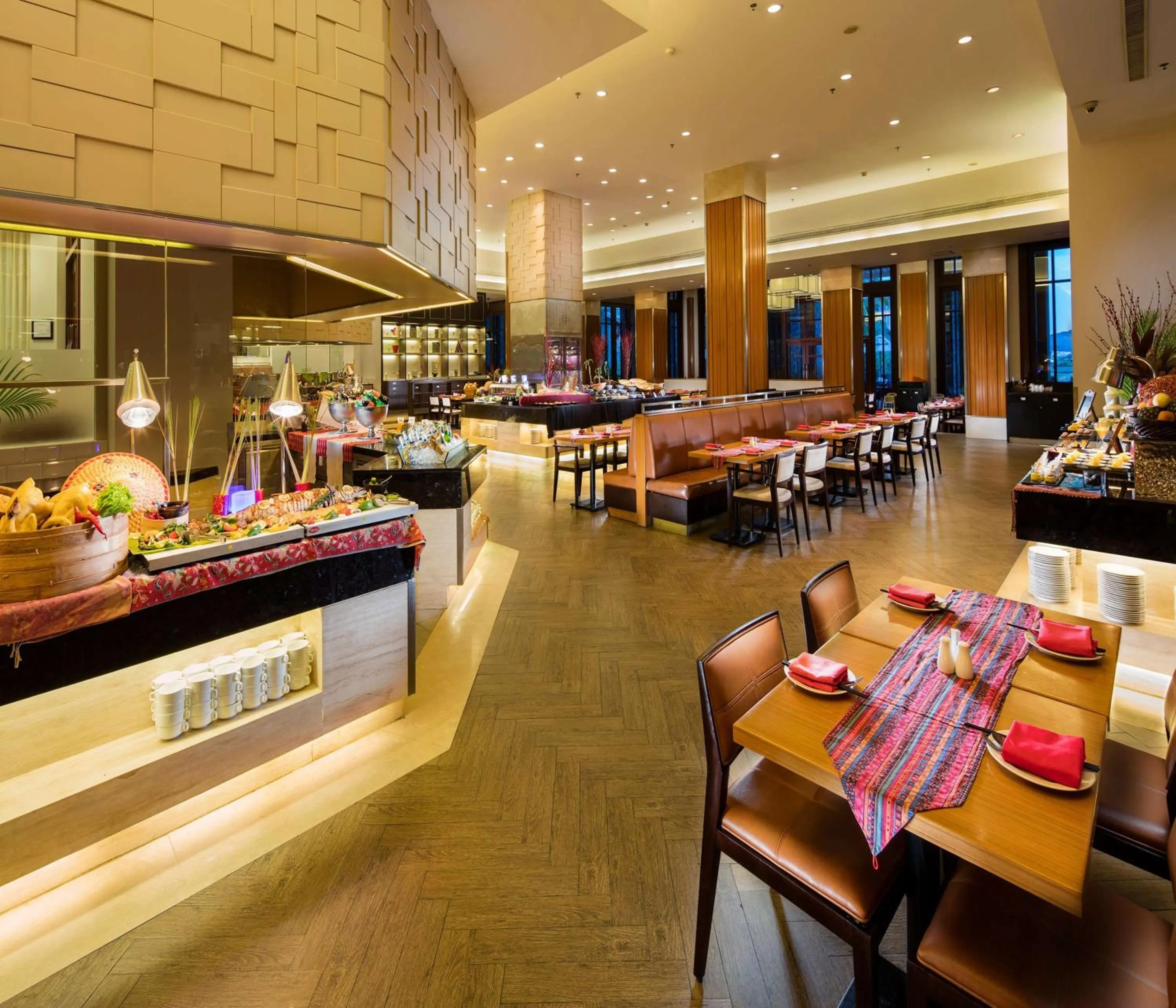 Restaurant/places to eat in Hilton Sanya Yalong Bay Resort & Spa