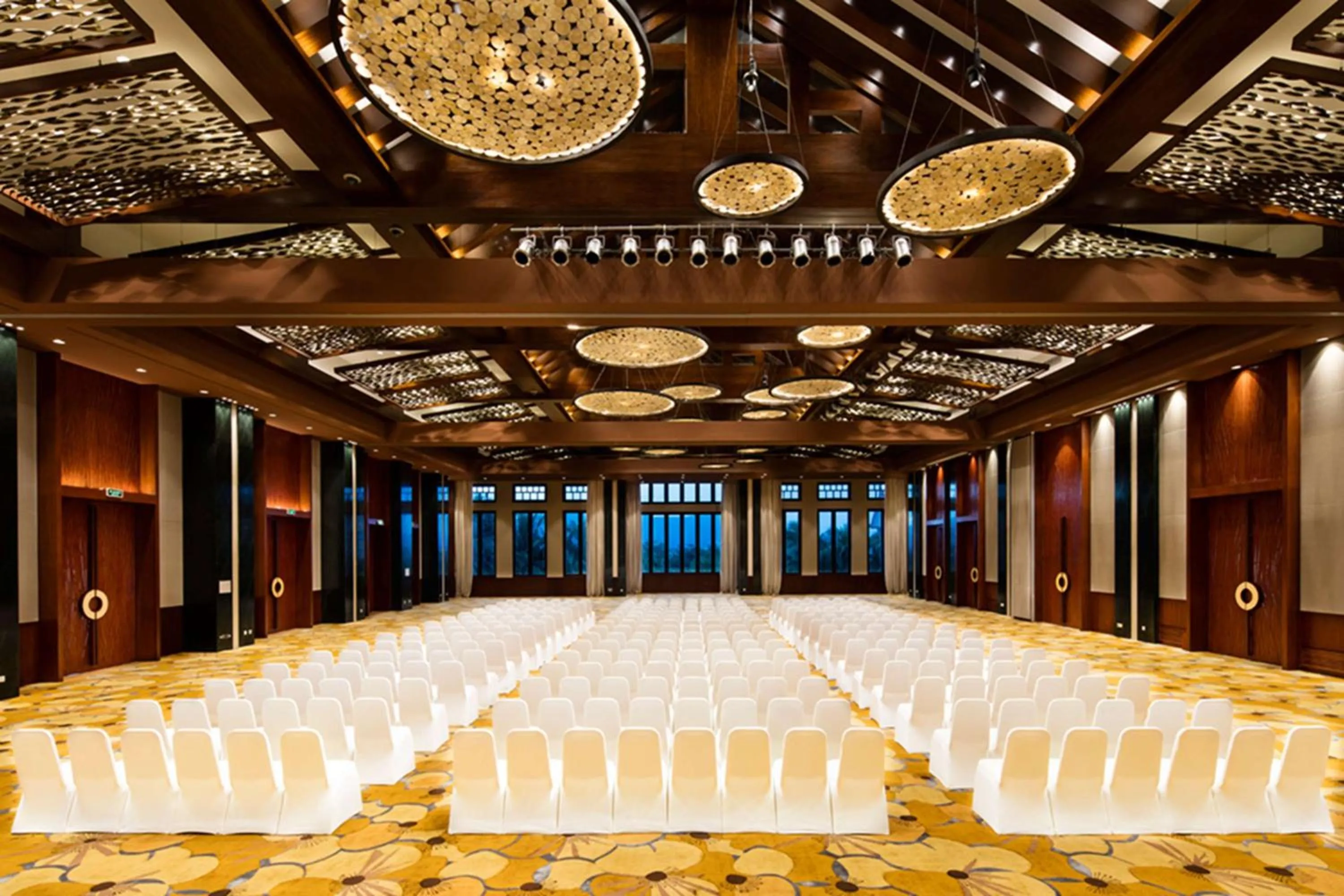 Meeting/conference room in Hilton Sanya Yalong Bay Resort & Spa