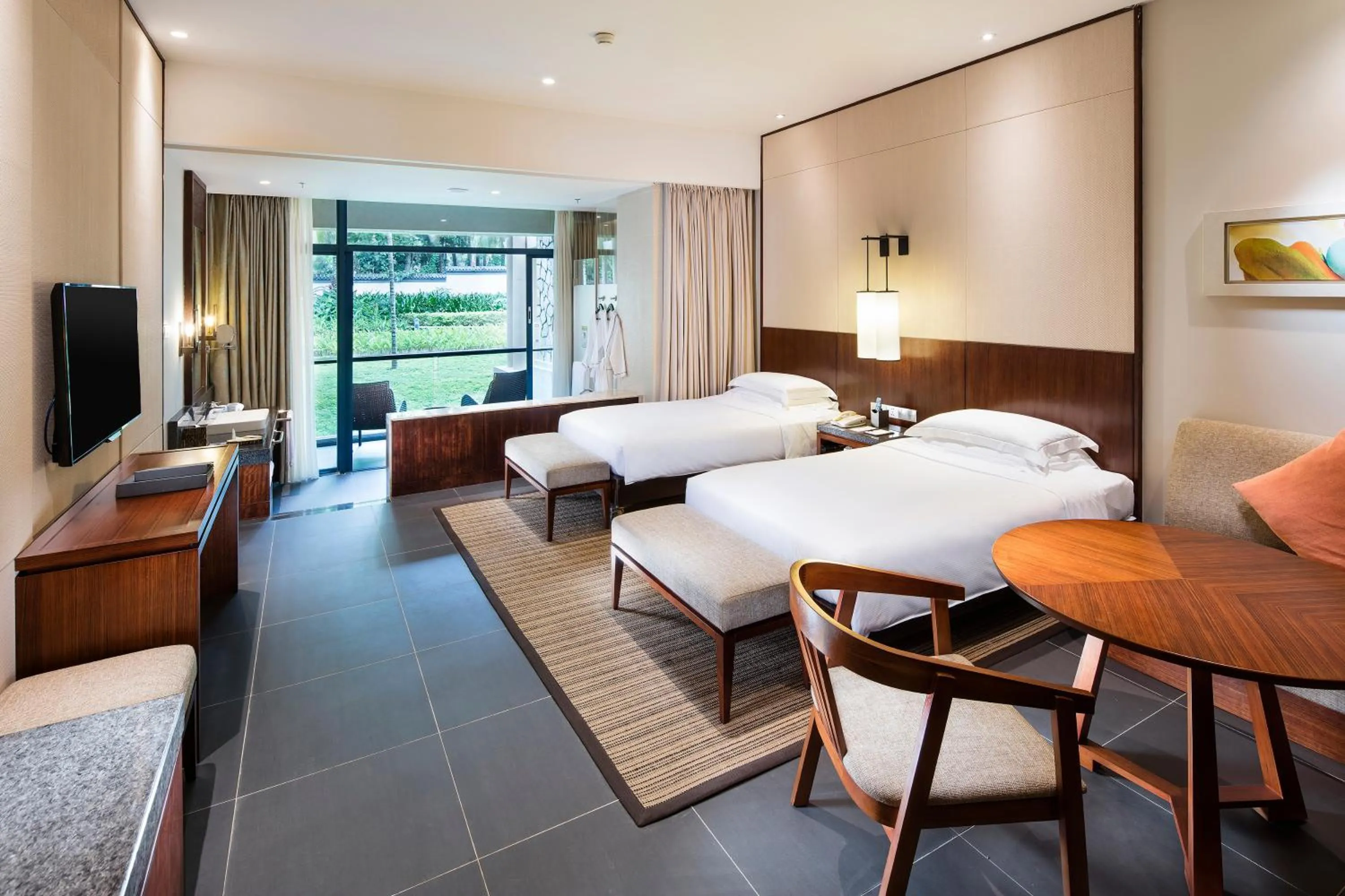 Bedroom, Bed in Hilton Sanya Yalong Bay Resort & Spa