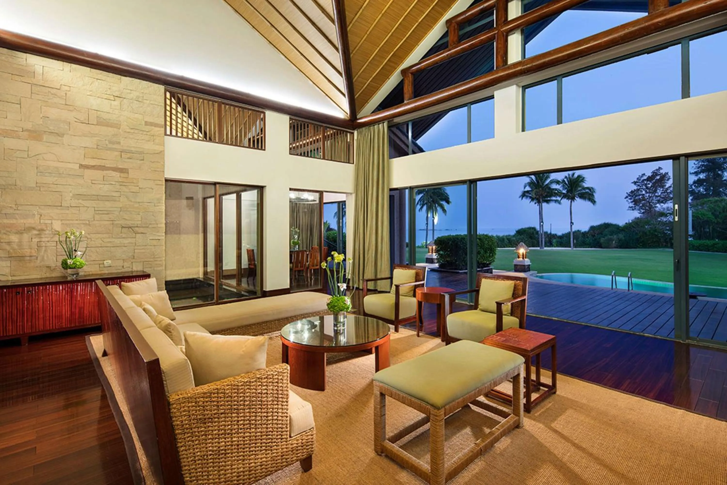 Living room in Hilton Sanya Yalong Bay Resort & Spa