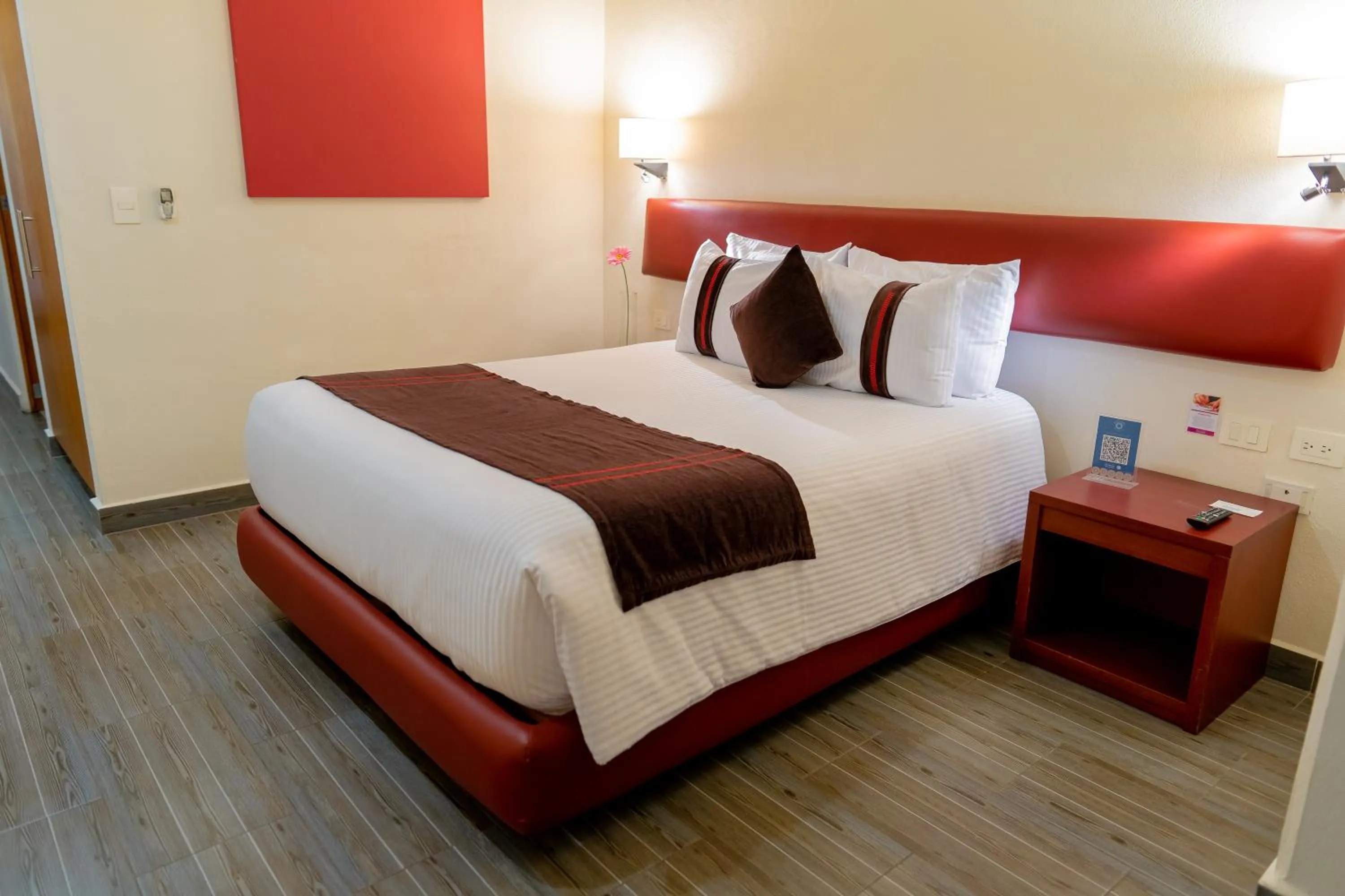 Bedroom, Bed in Mision Puebla Angelopolis