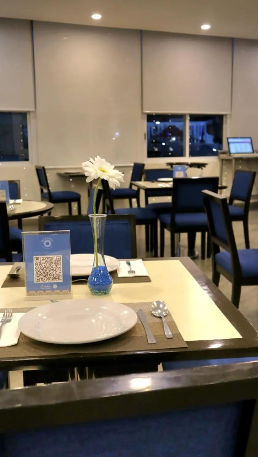 Restaurant/places to eat in Mision Puebla Angelopolis