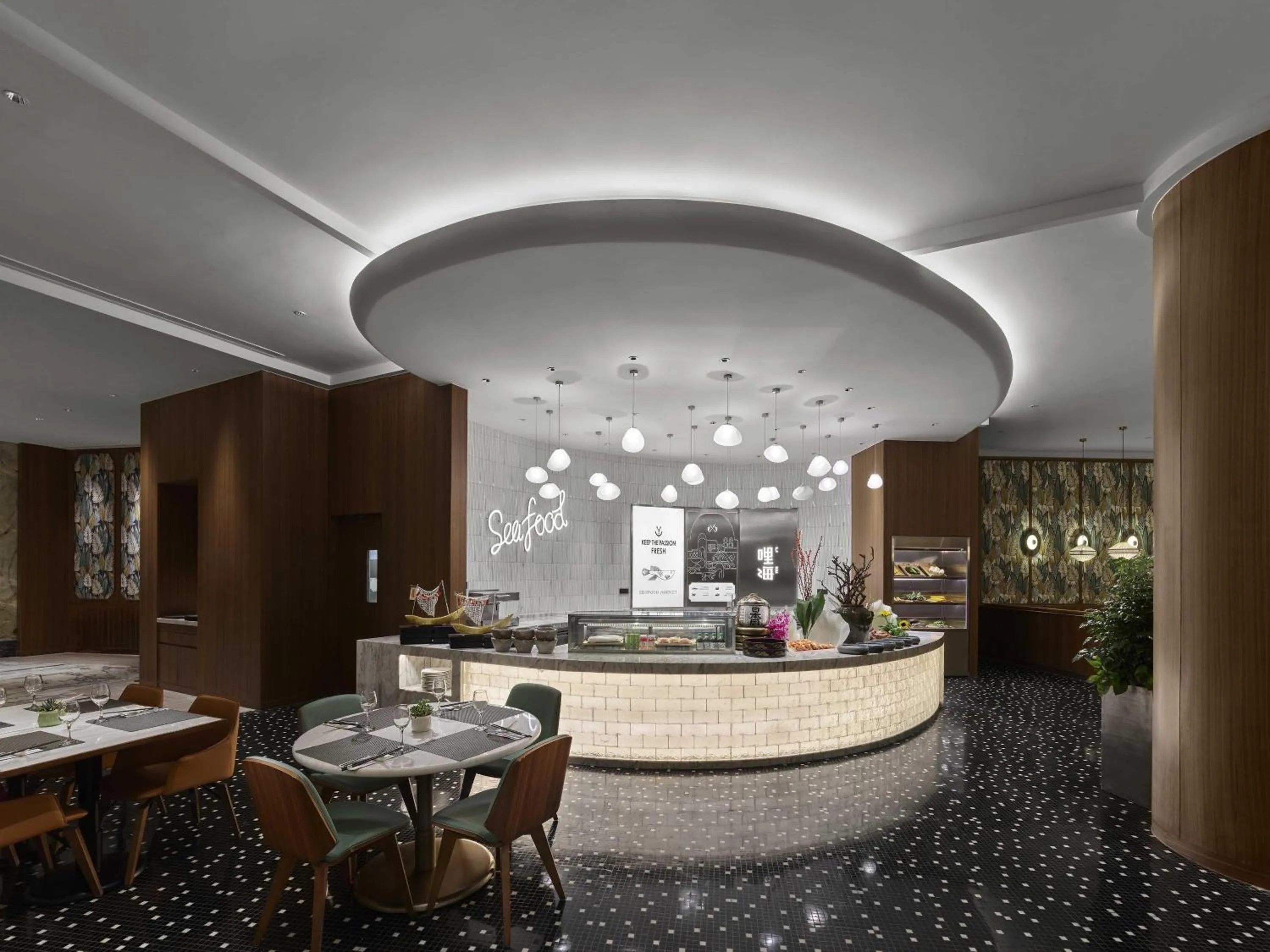Restaurant/places to eat in Hilton Shanghai Hongqiao
