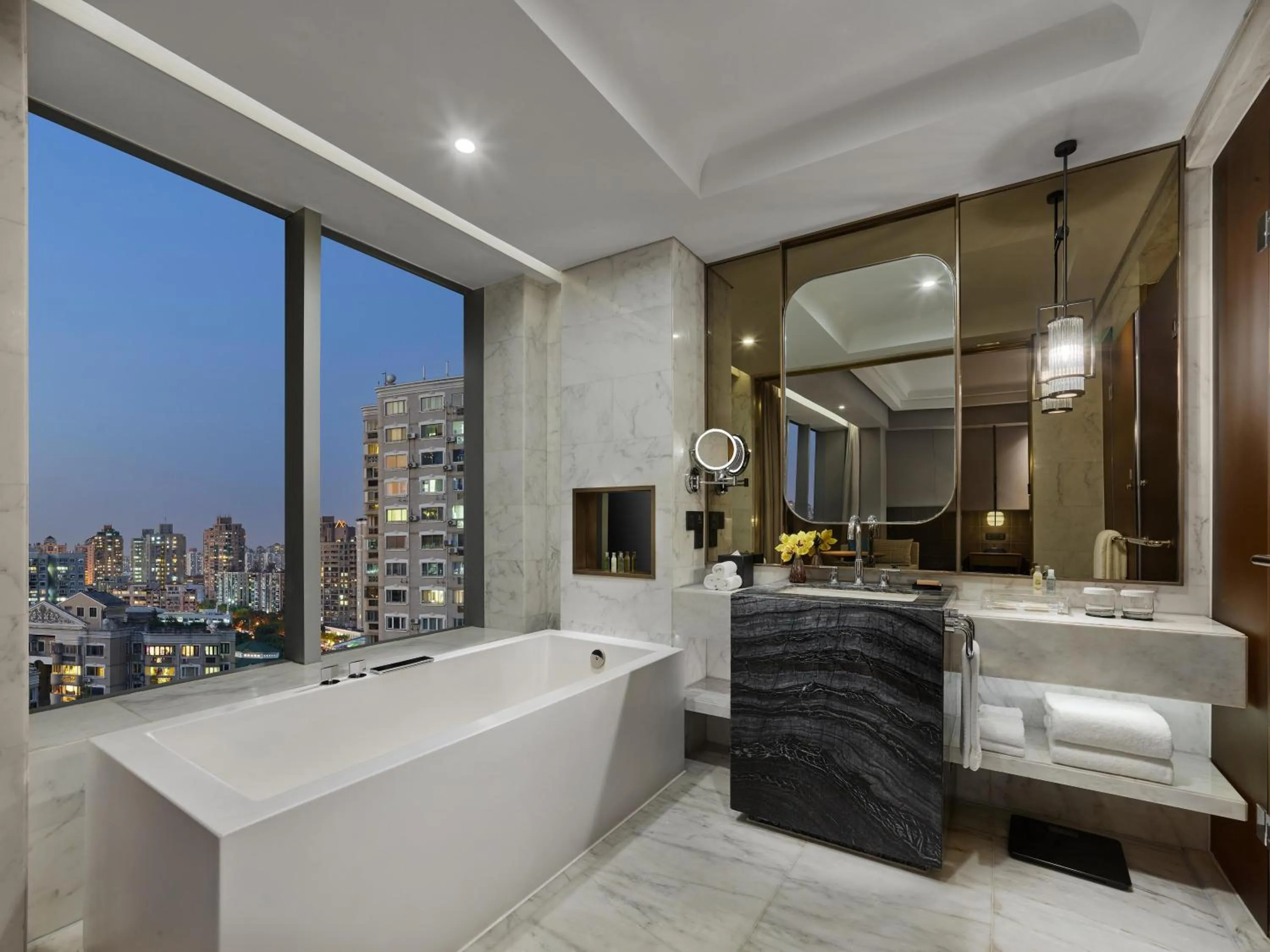 Bathroom in Hilton Shanghai Hongqiao