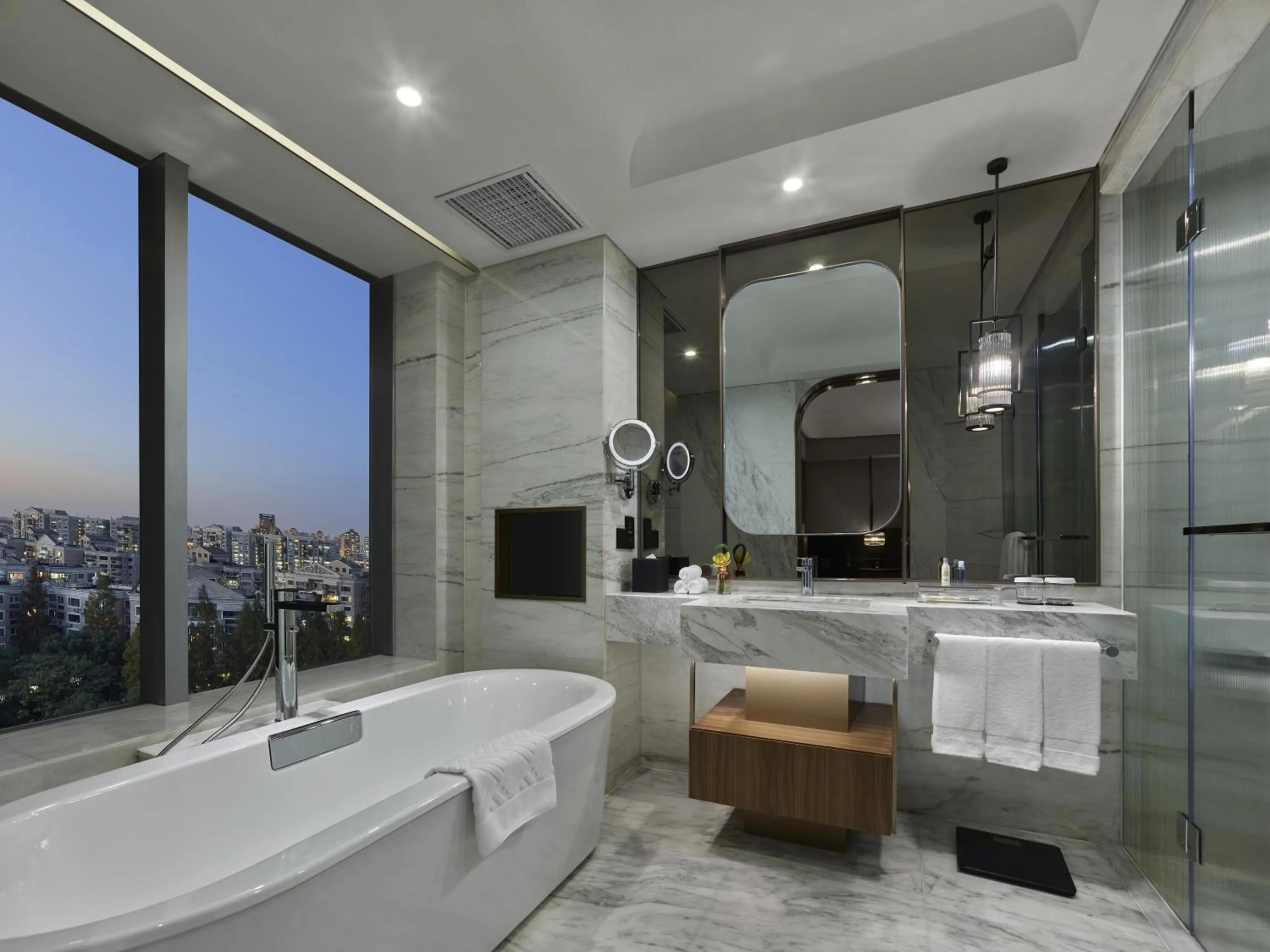 Bathroom in Hilton Shanghai Hongqiao