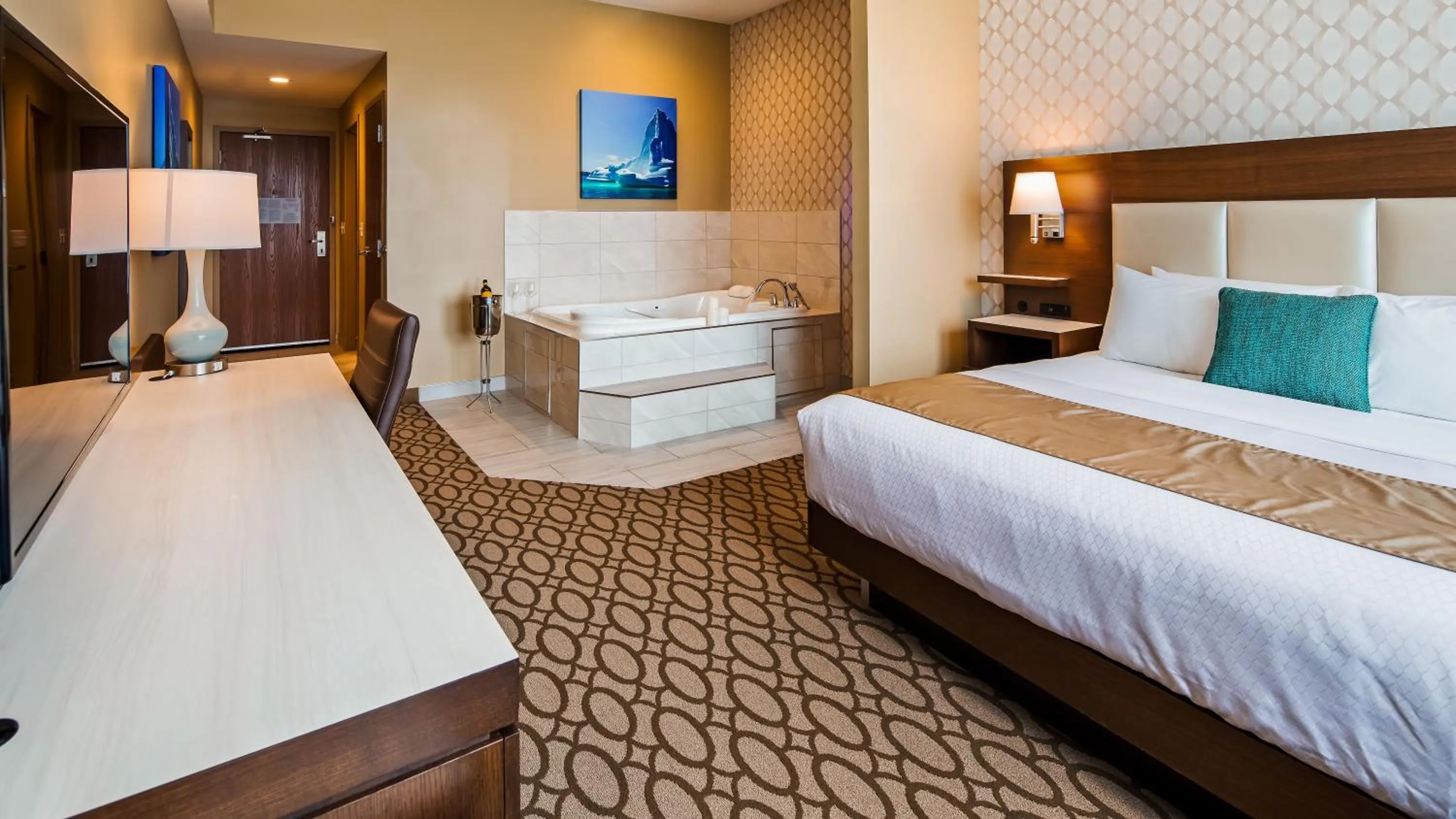 Bedroom, Bed in Best Western Plus St. John's Airport Hotel and Suites