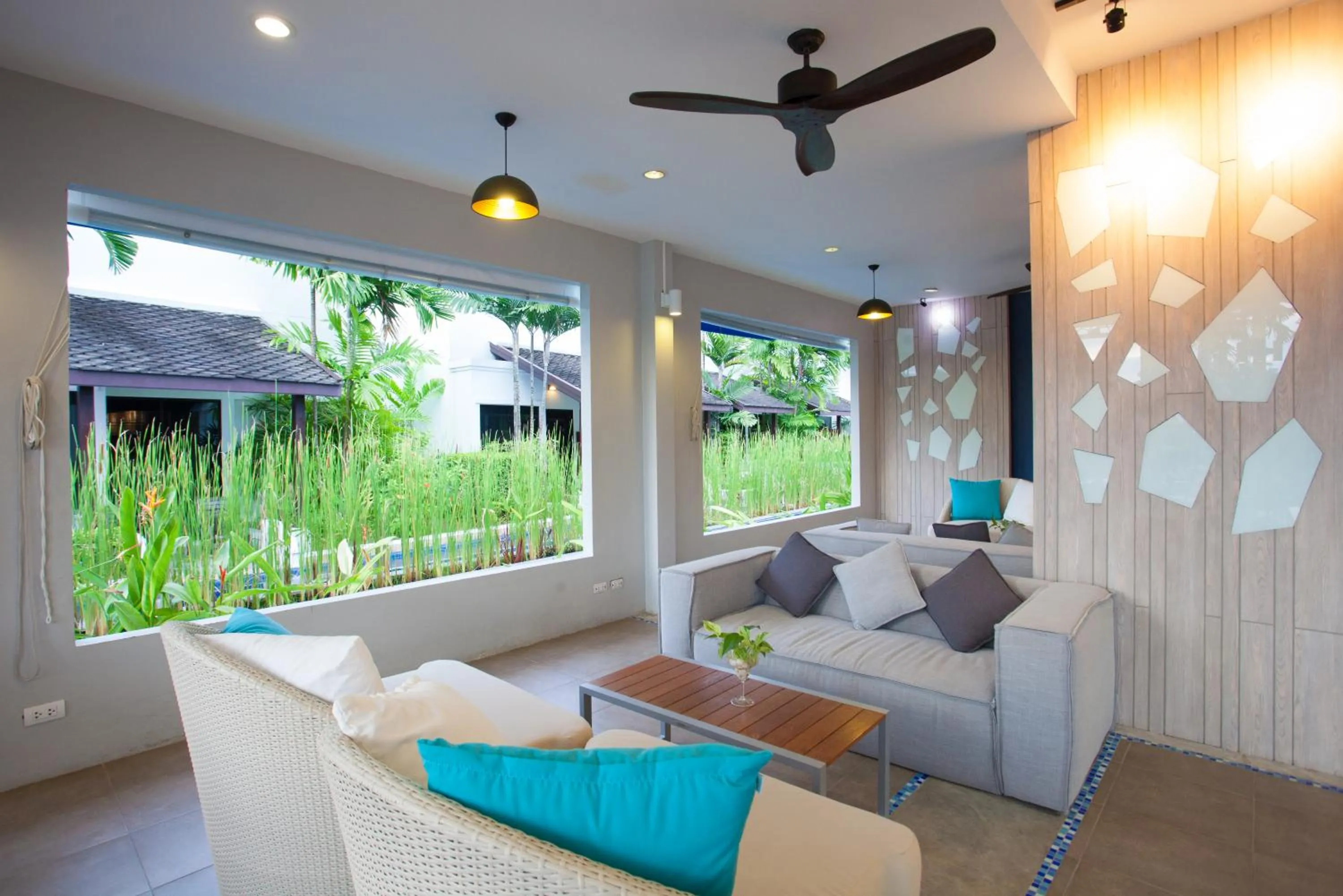 Lounge or bar in Access Resort & Villas - SHA Plus