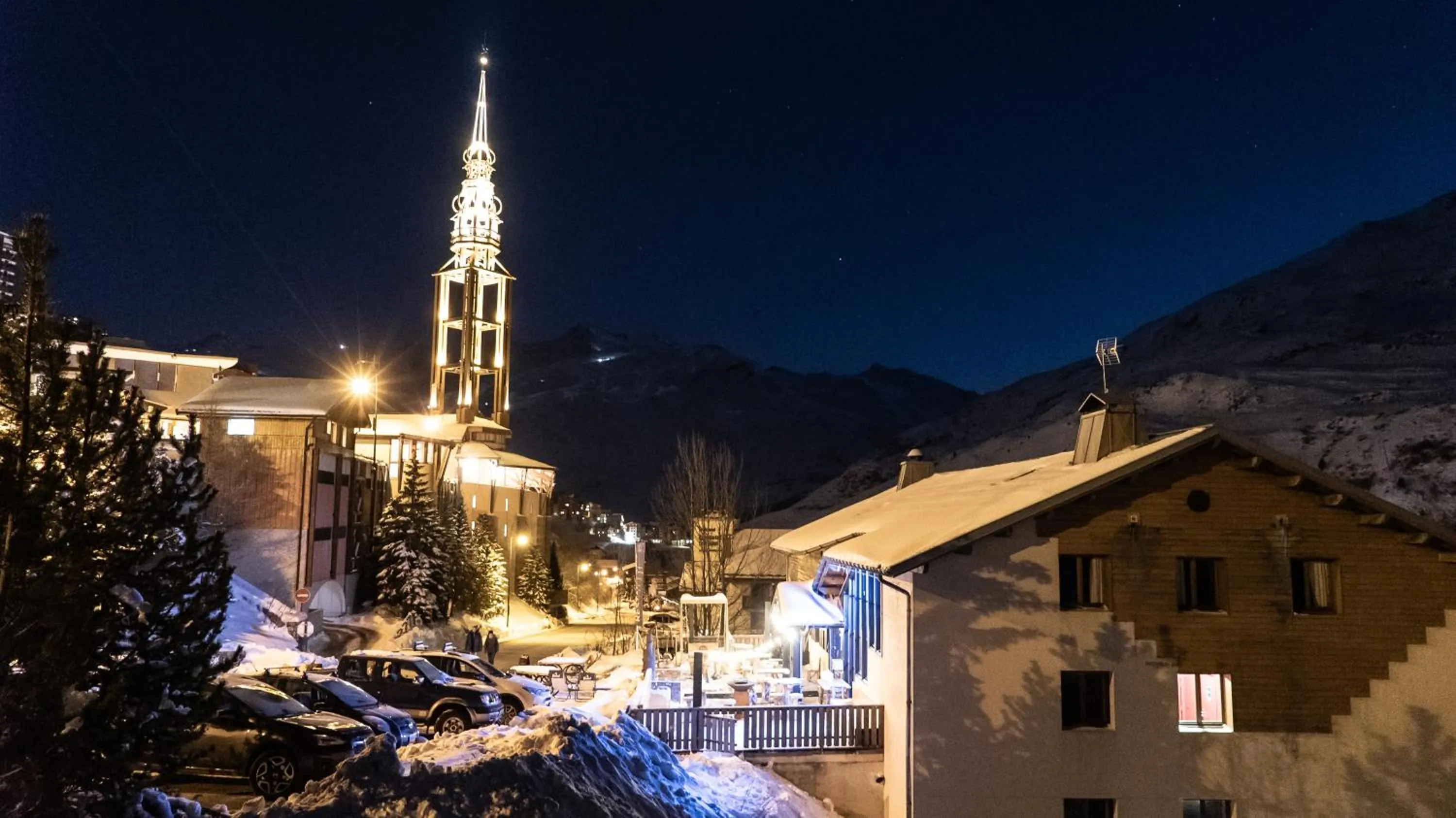 Property building in ho36 Les Menuires