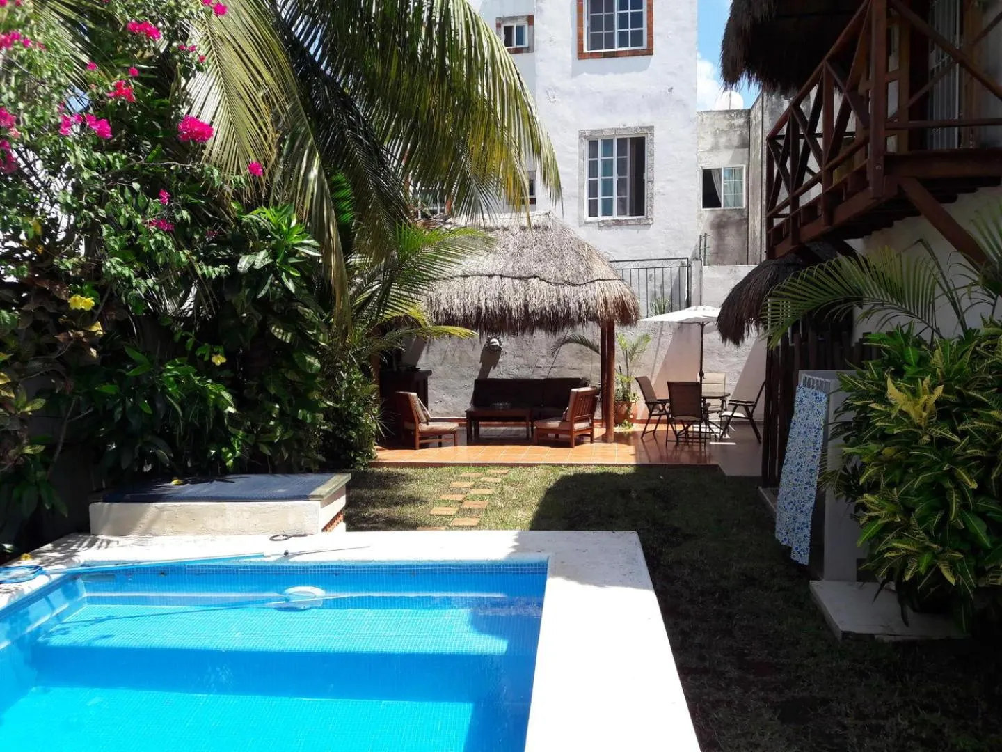 Pool view in Casa Nona Azul