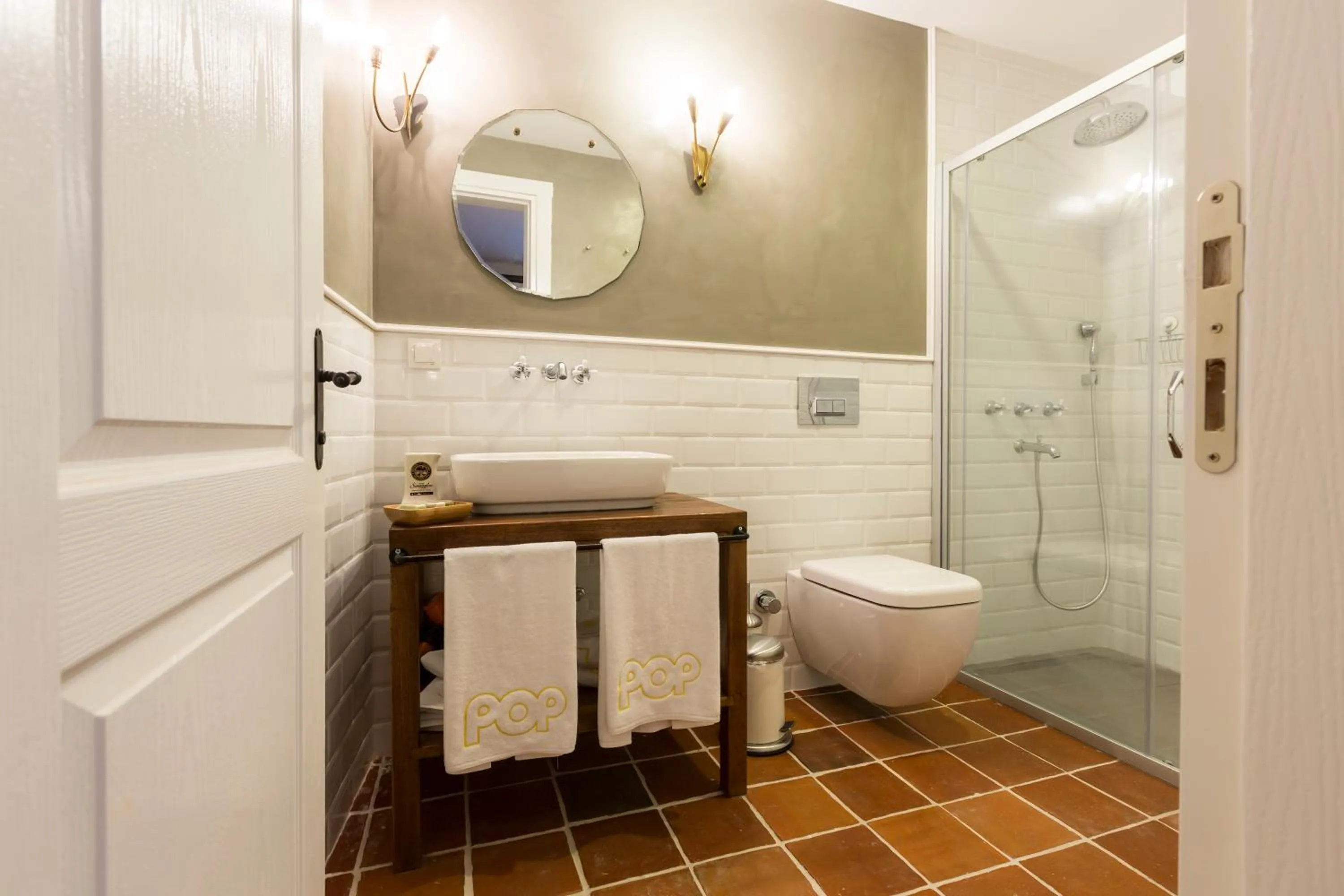 Shower in Hotel Pop Alaçatı