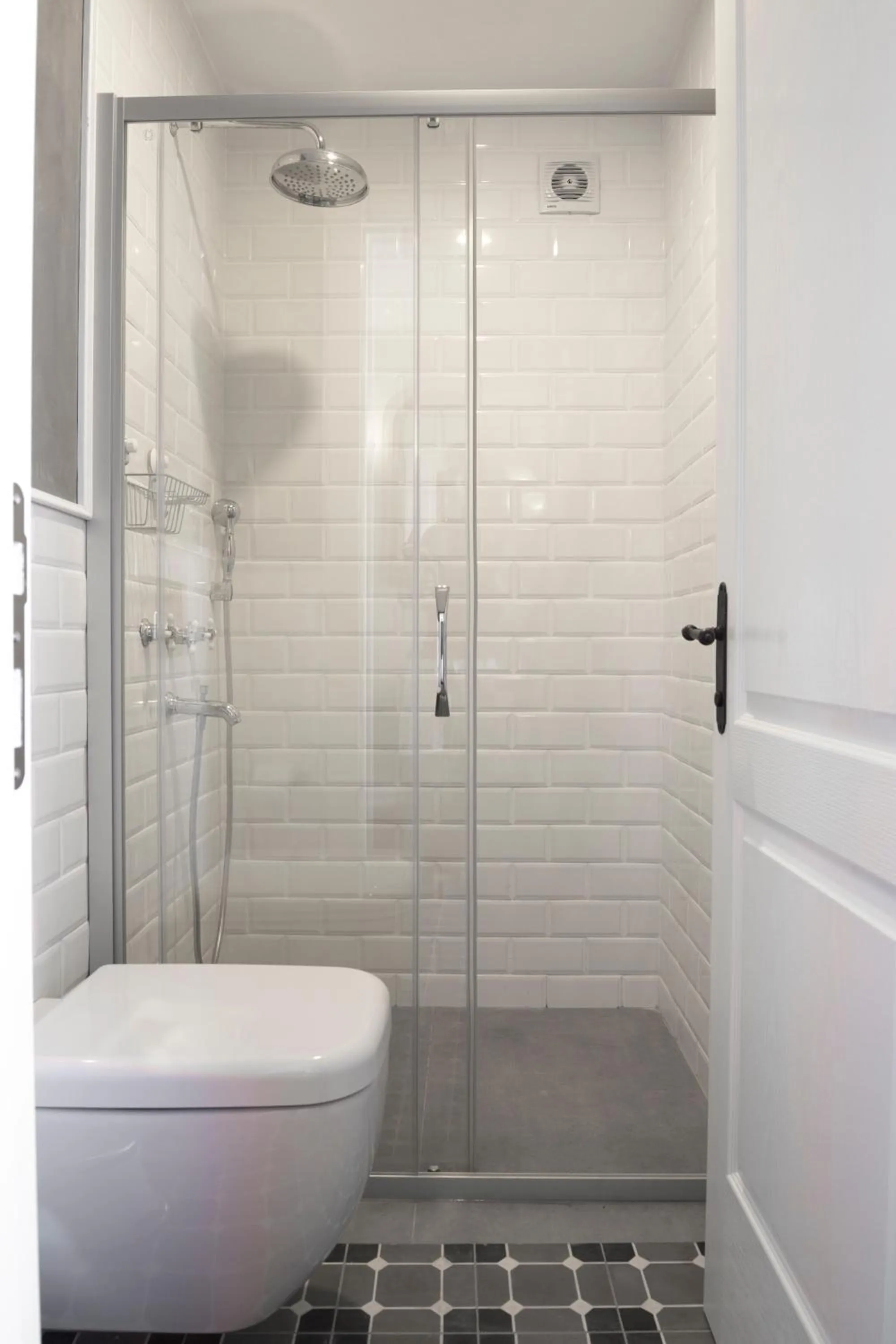 Shower in Hotel Pop Alaçatı