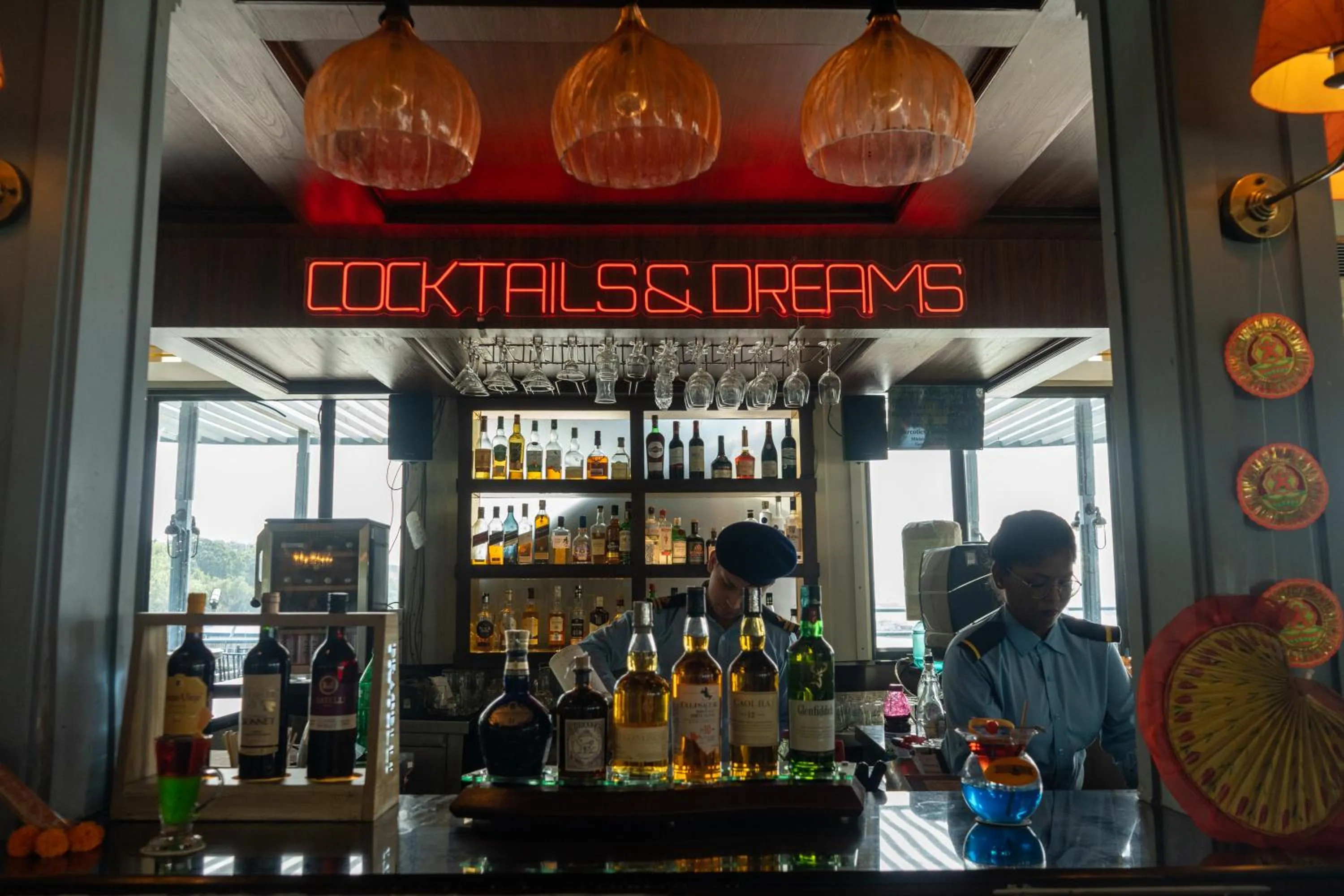 Lounge or bar in Polo Floatel Kolkata