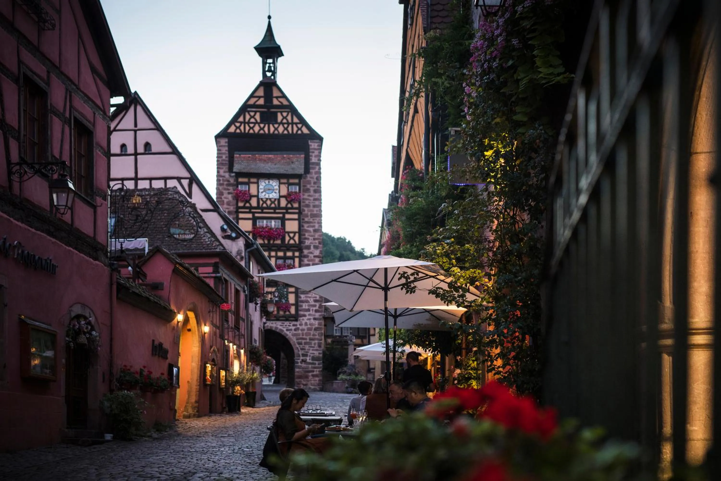 Le B. Suites, Chambres & Restaurant