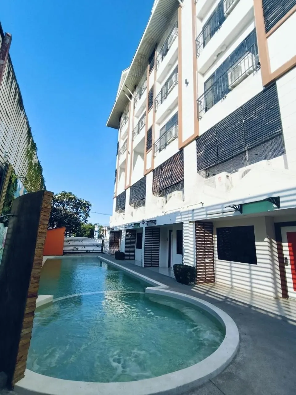 Swimming pool in Ayara Grand Palace Hotel