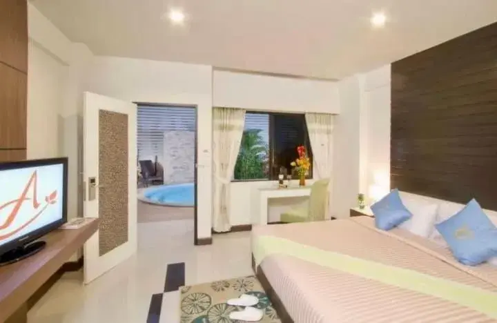 King Room with Pool View in Ayara Grand Palace Hotel King Room with Pool View in Ayara Grand Palace Hotel