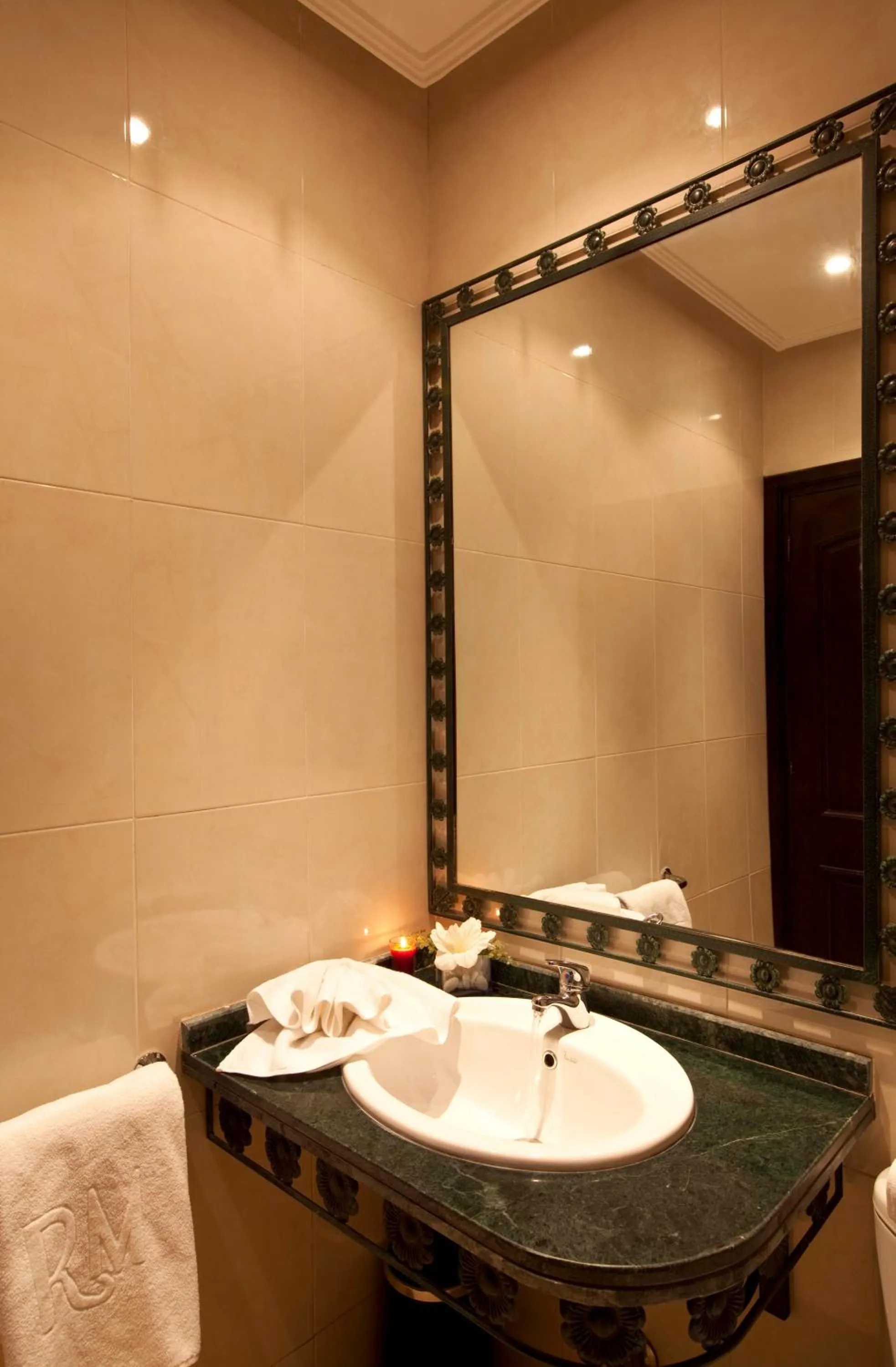 Bathroom in Mogador Menzah Appart Hôtel