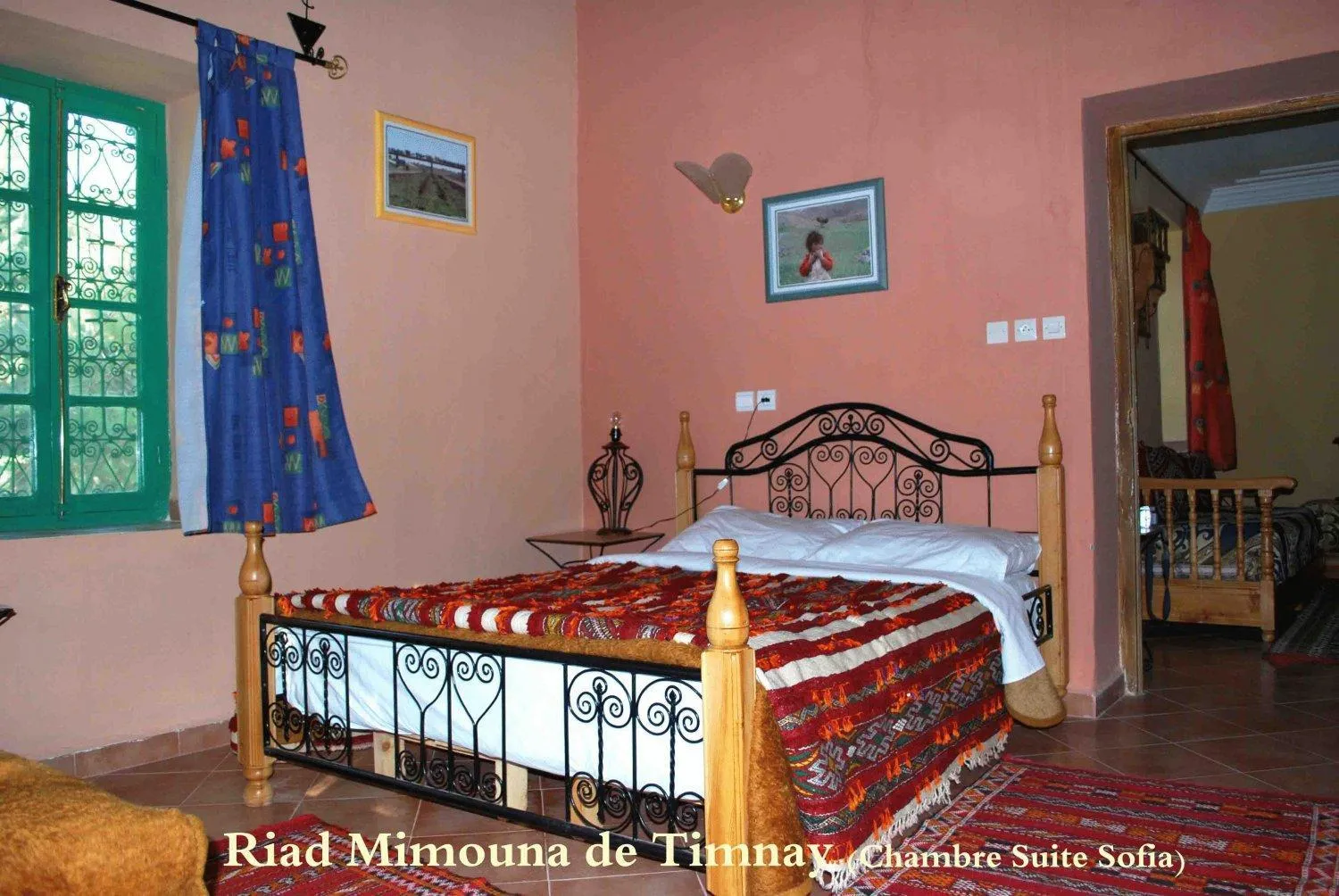 Bed in Riad Mimouna De Timnay