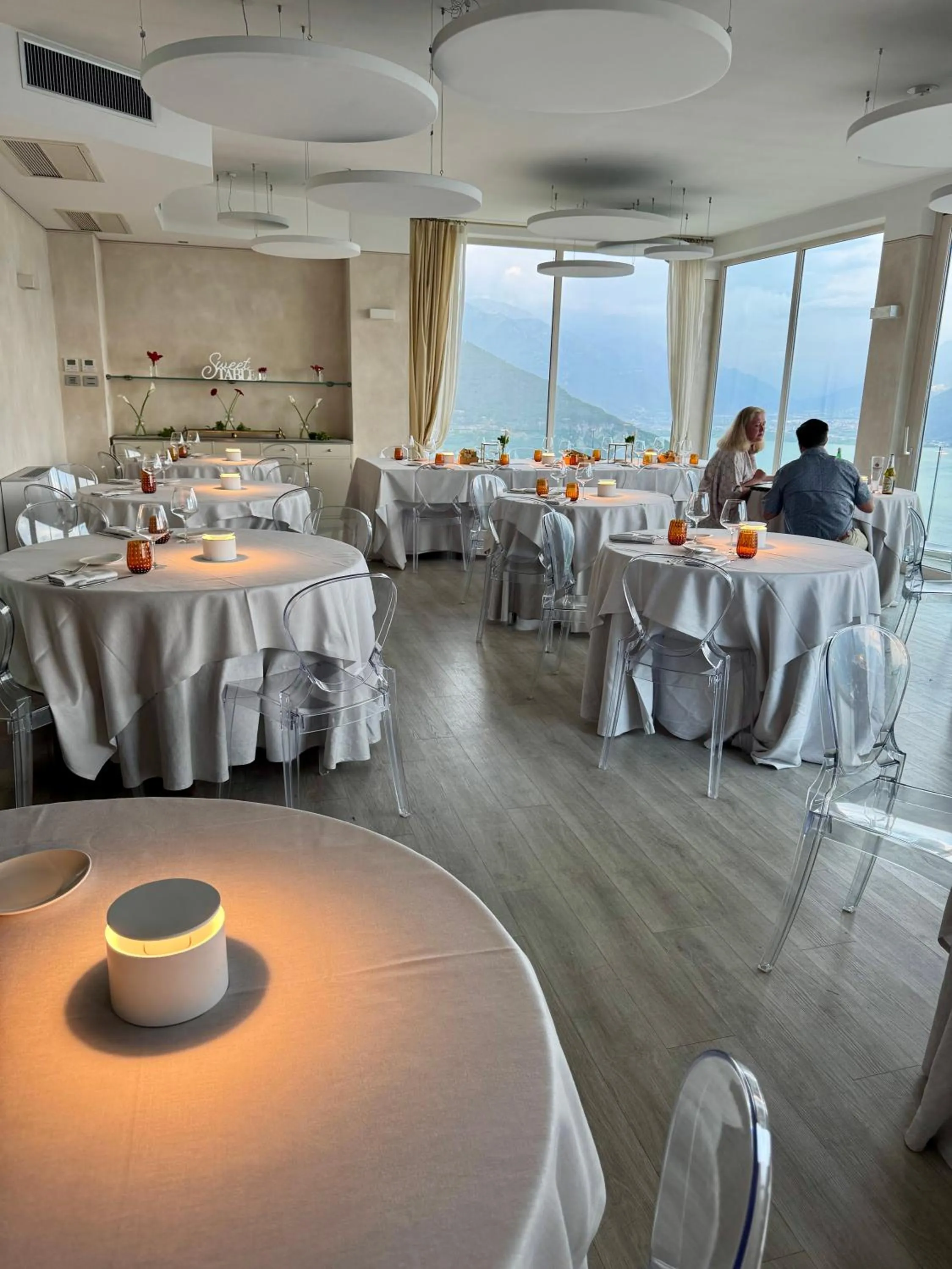 Restaurant/places to eat in Esprit D'Hotel Panoramico