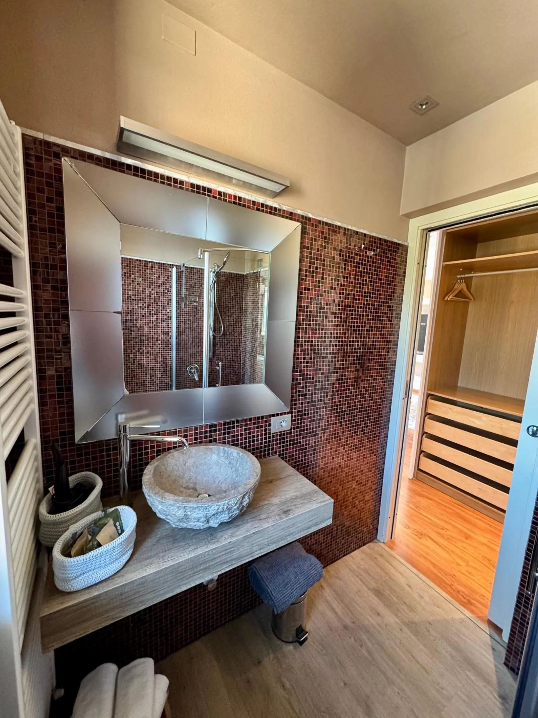 Toilet in Esprit D'Hotel Panoramico