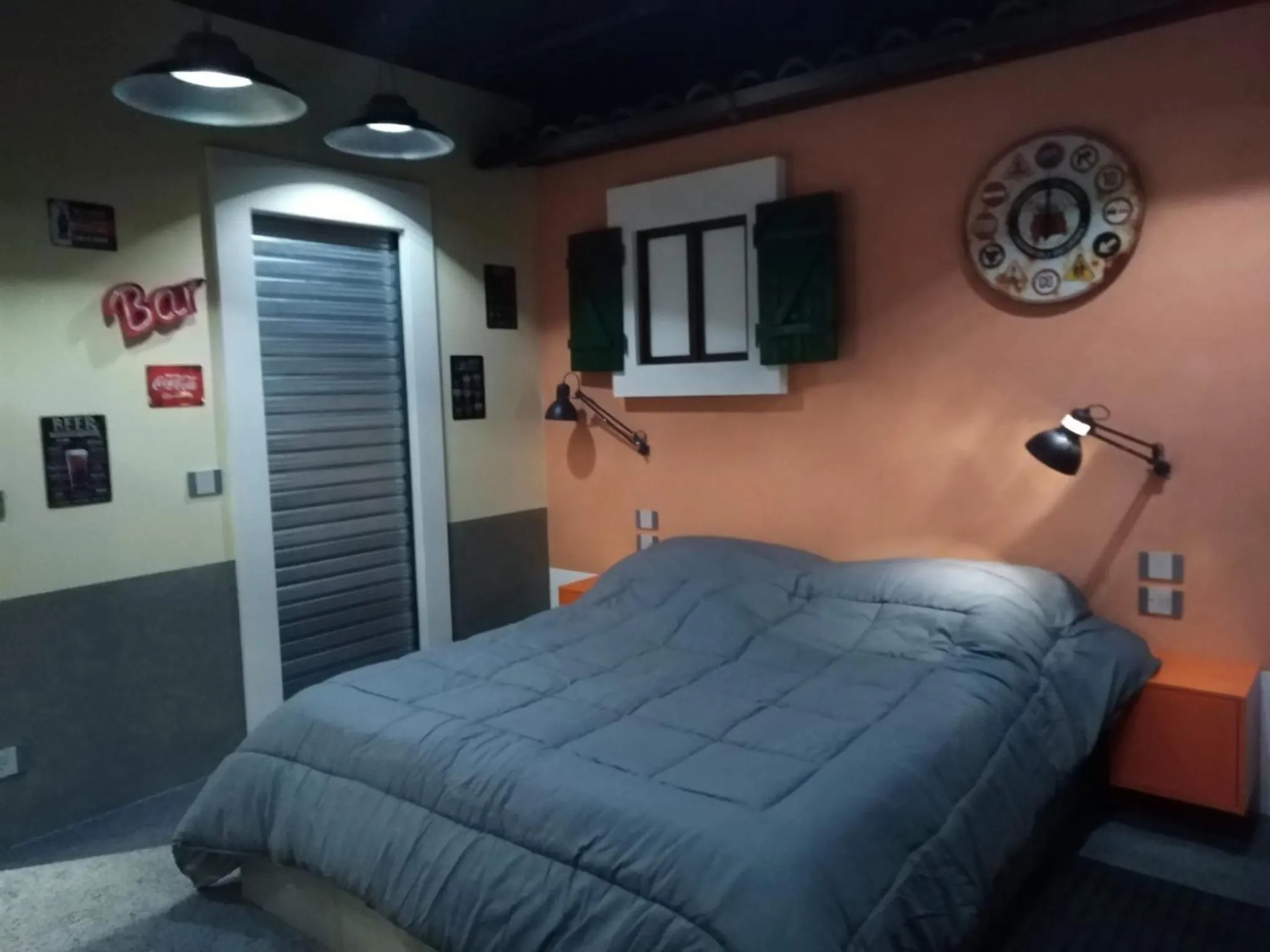 Photo of the whole room, Bed in Thematic Rooms - AThema Atmosphere